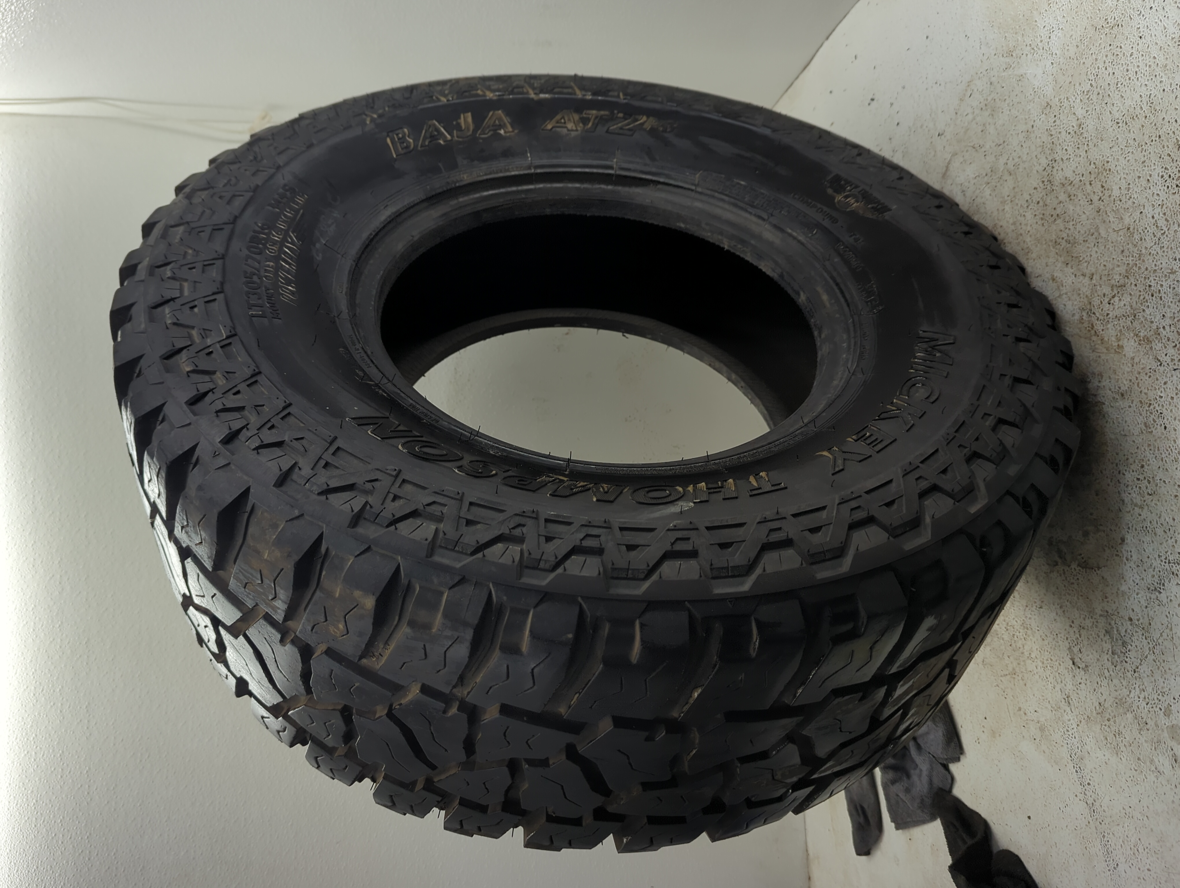 Used Tire LT305/70R16 MICKEY THOMPSON BAJA ATZ P3 124/121Q - Tread Depth 14/32 - Oemusedautoparts1.com