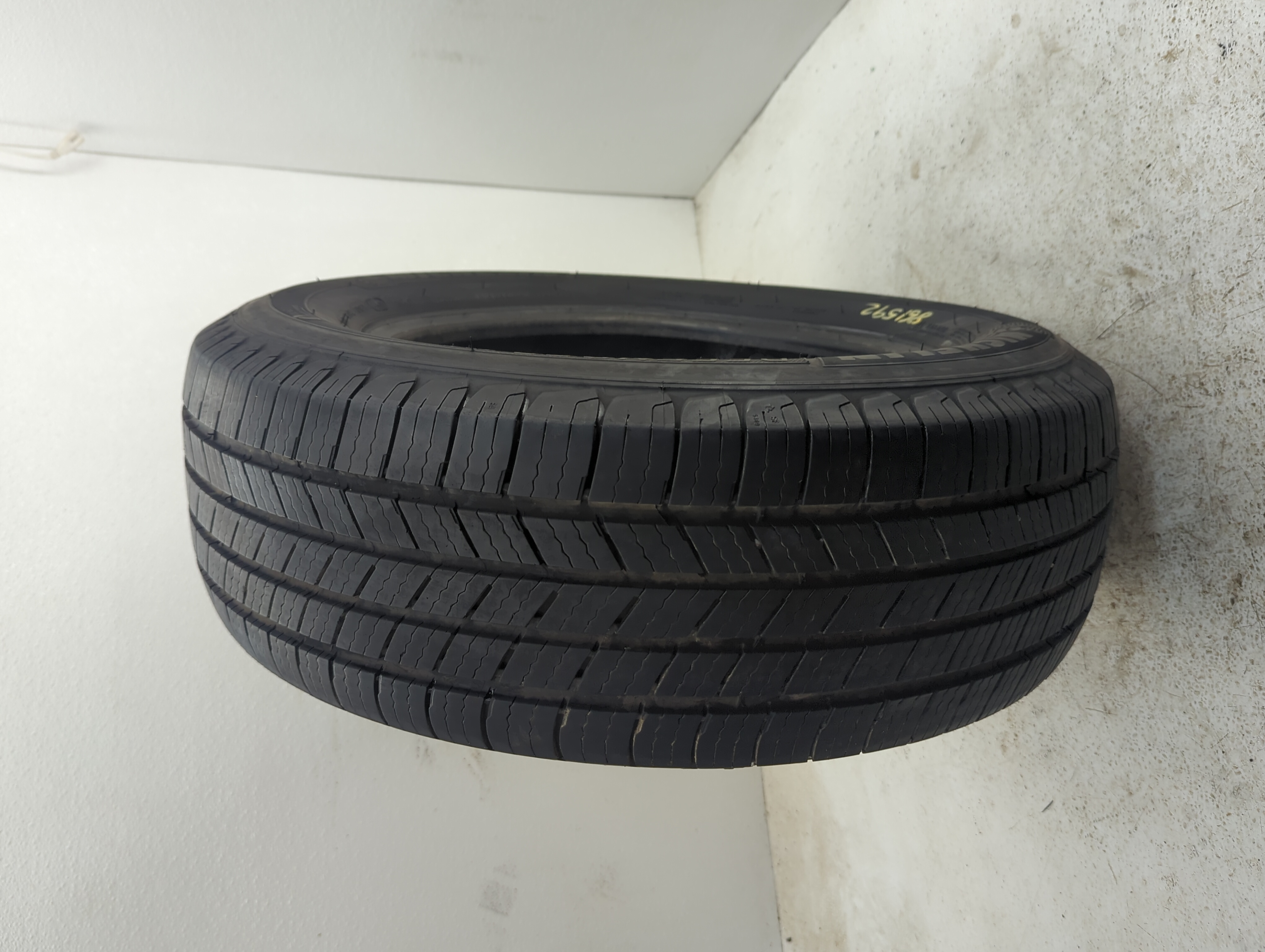 Used Tire 205/65/15 MICHELIN DEFENDER T+H 94H - Tread Depth 8/32 - Oemusedautoparts1.com