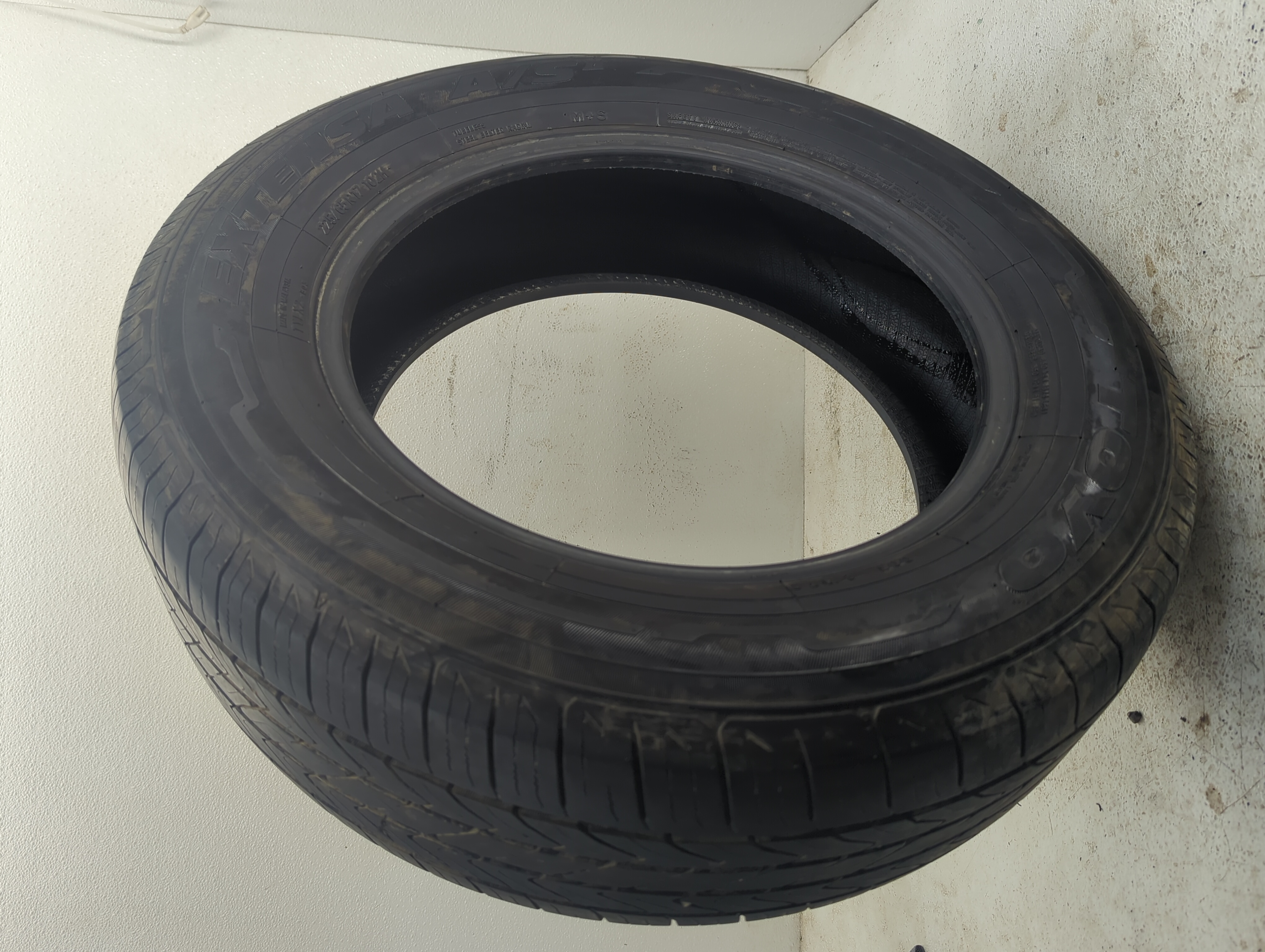 Used Tire 225/65R17 TOYO EXTENSA A/S 102H - Tread Depth 9.5/32 - Oemusedautoparts1.com