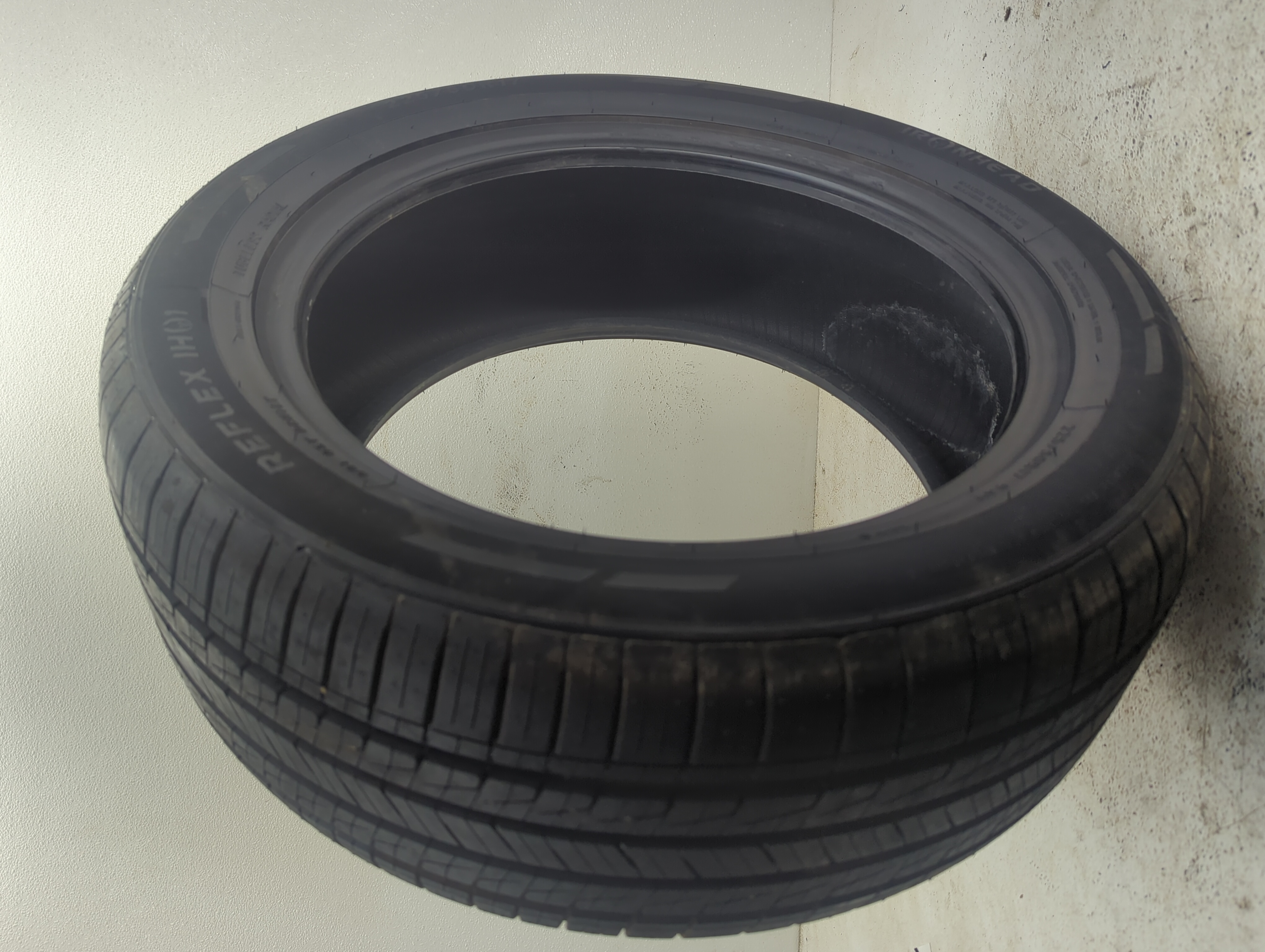 Used Tire 225/70R17 IRONHEAD REFLEX IHO1 94V - Tread Depth 10/32 - Oemusedautoparts1.com
