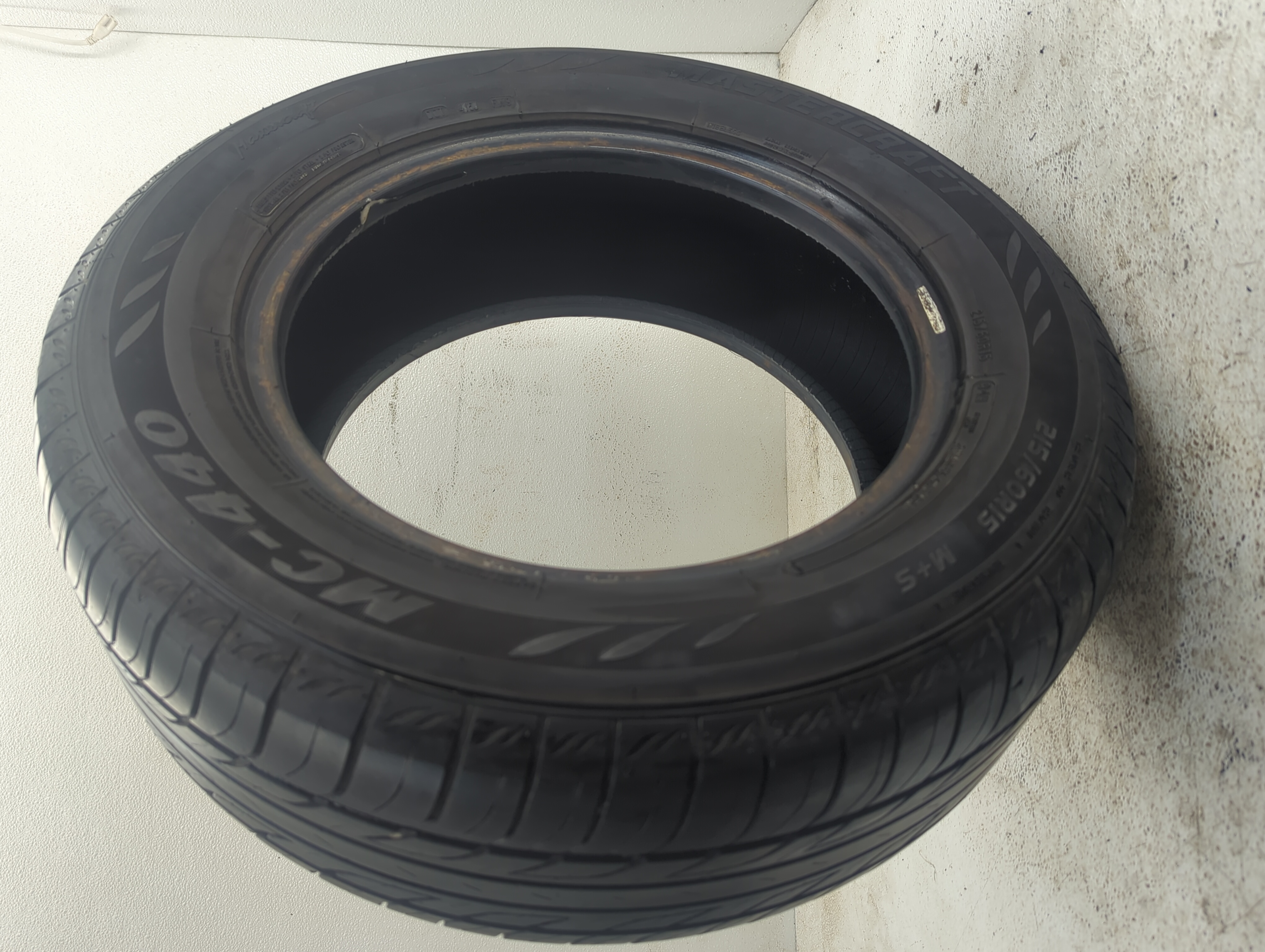 Used Tire 215/60R15 MASTERCRAFT MC-440 94H - Tread Depth 6/32 - Oemusedautoparts1.com
