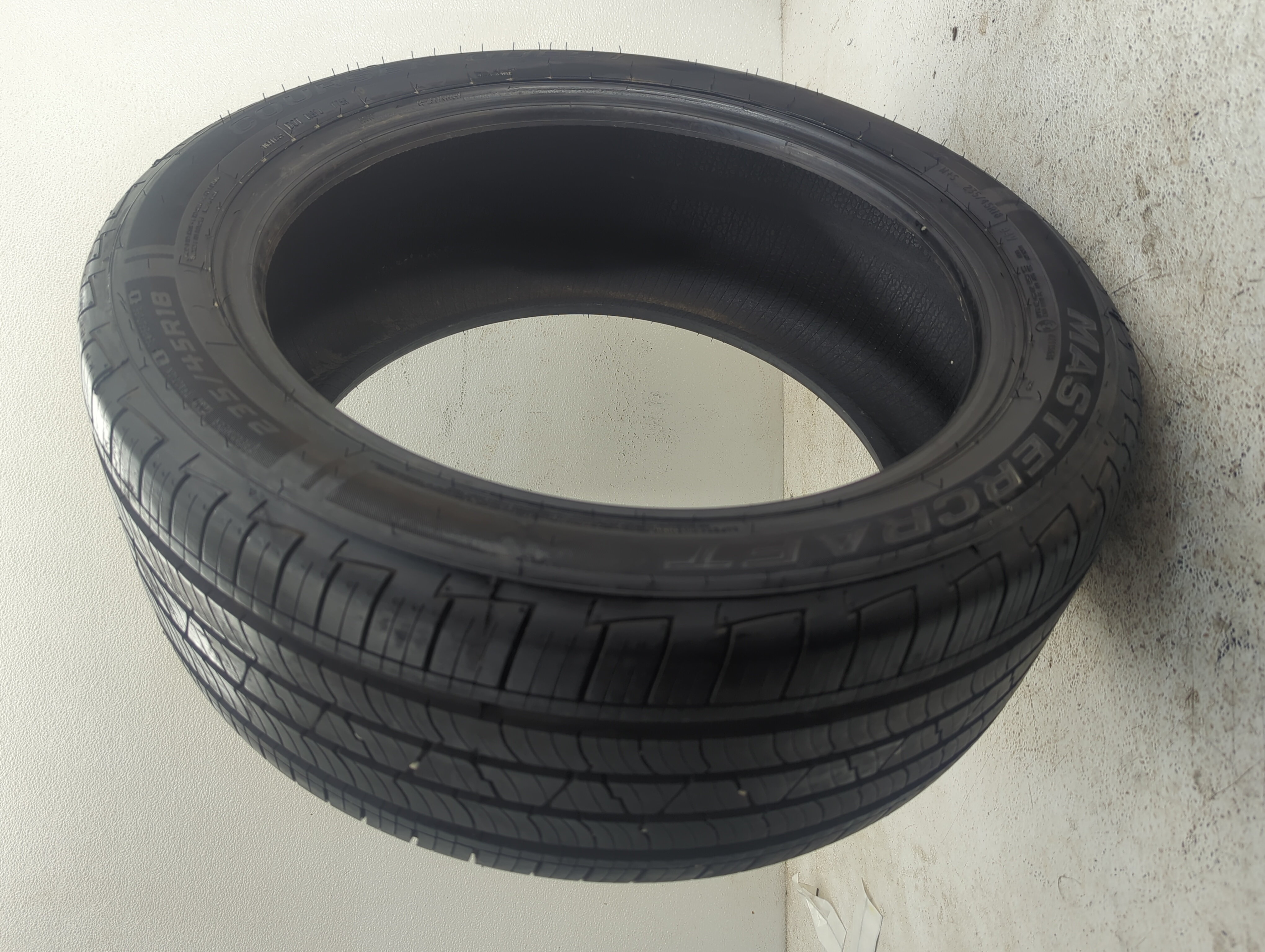 Used Tire 235/45R18 MASTERCRAFT COURSER QUEST 94V - Tread Depth 10/32 - Oemusedautoparts1.com