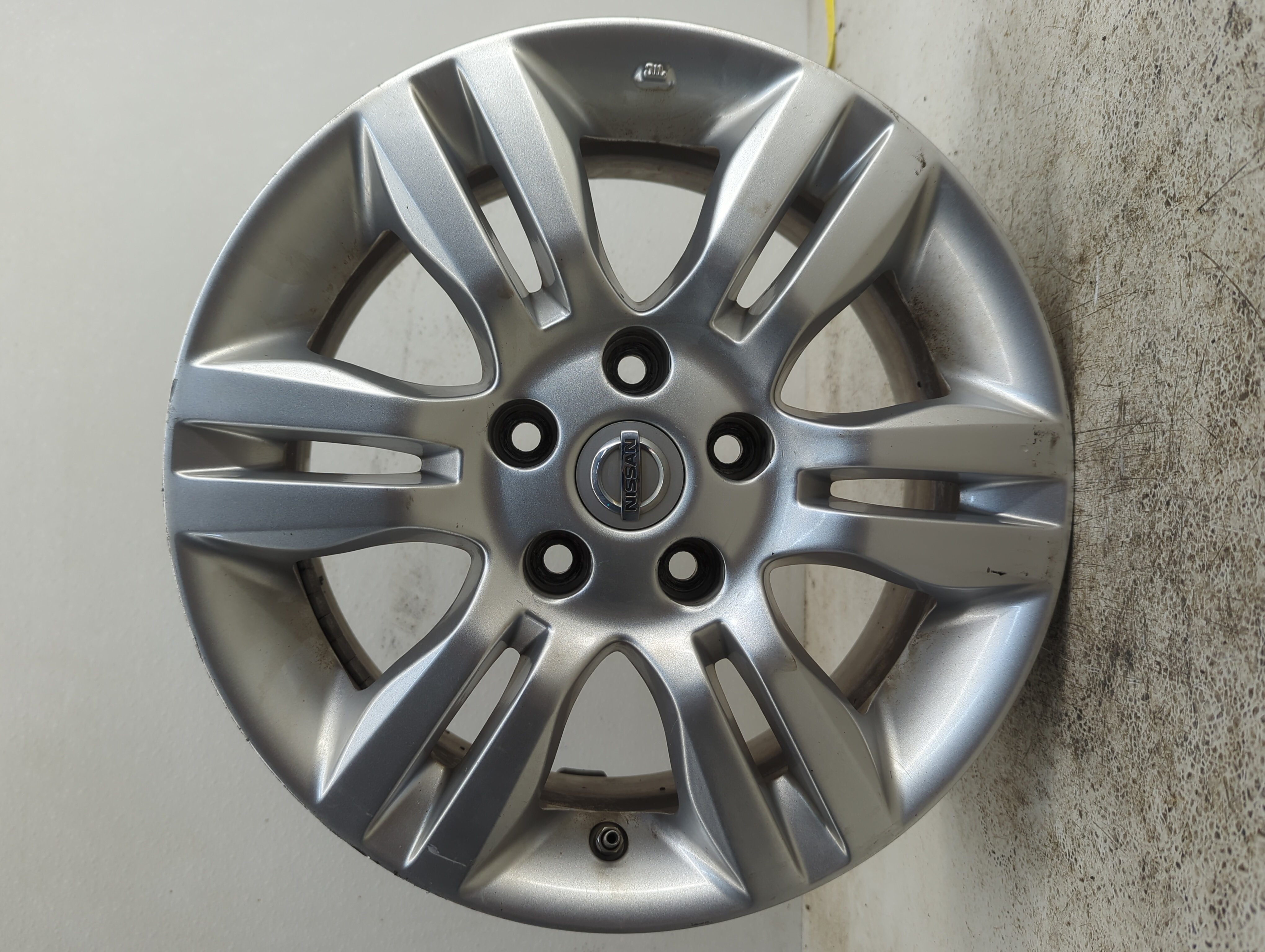 Picture of 2010-2013 Nissan Altima Wheel Rim Oem 1120320