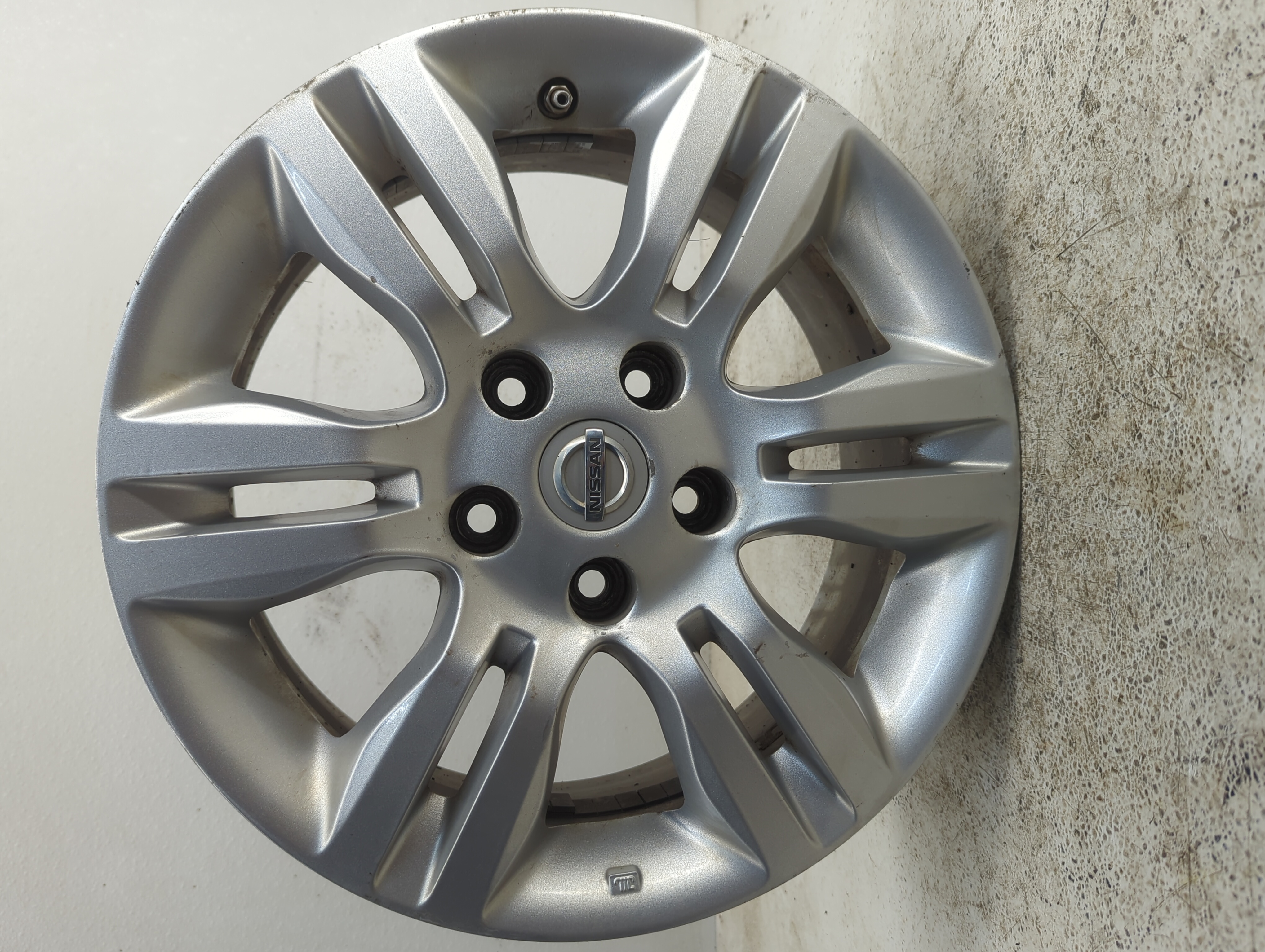 Picture of 2010-2013 Nissan Altima Wheel Rim Oem 1120321
