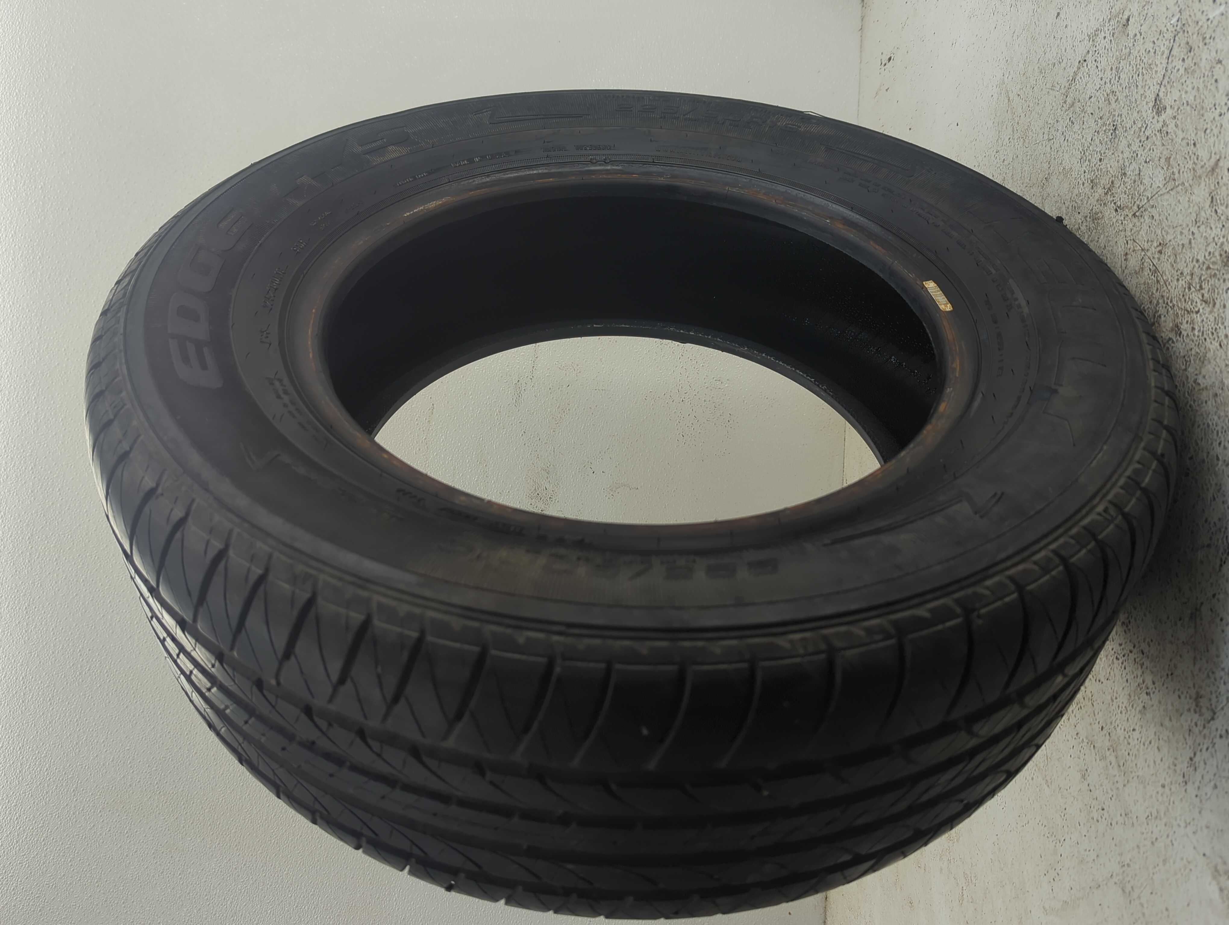 Used Tire 225/60R16 KELLEY EDGE A/S 98H - Tread Depth 7.5/32 - Oemusedautoparts1.com