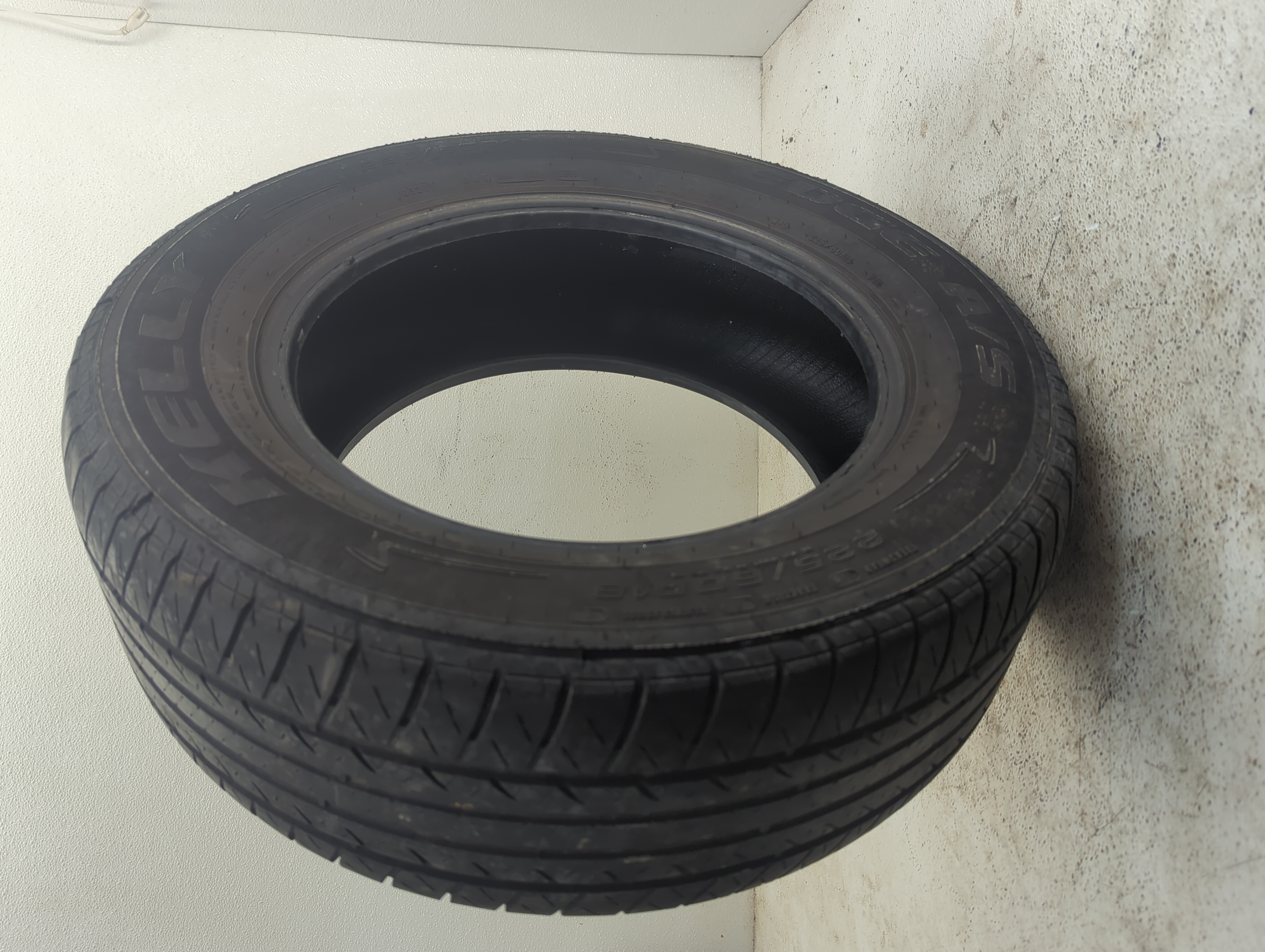 Used Tire 225/60R18 KELLEY EDGE A/S 98H - Tread Depth 6/32 - Oemusedautoparts1.com