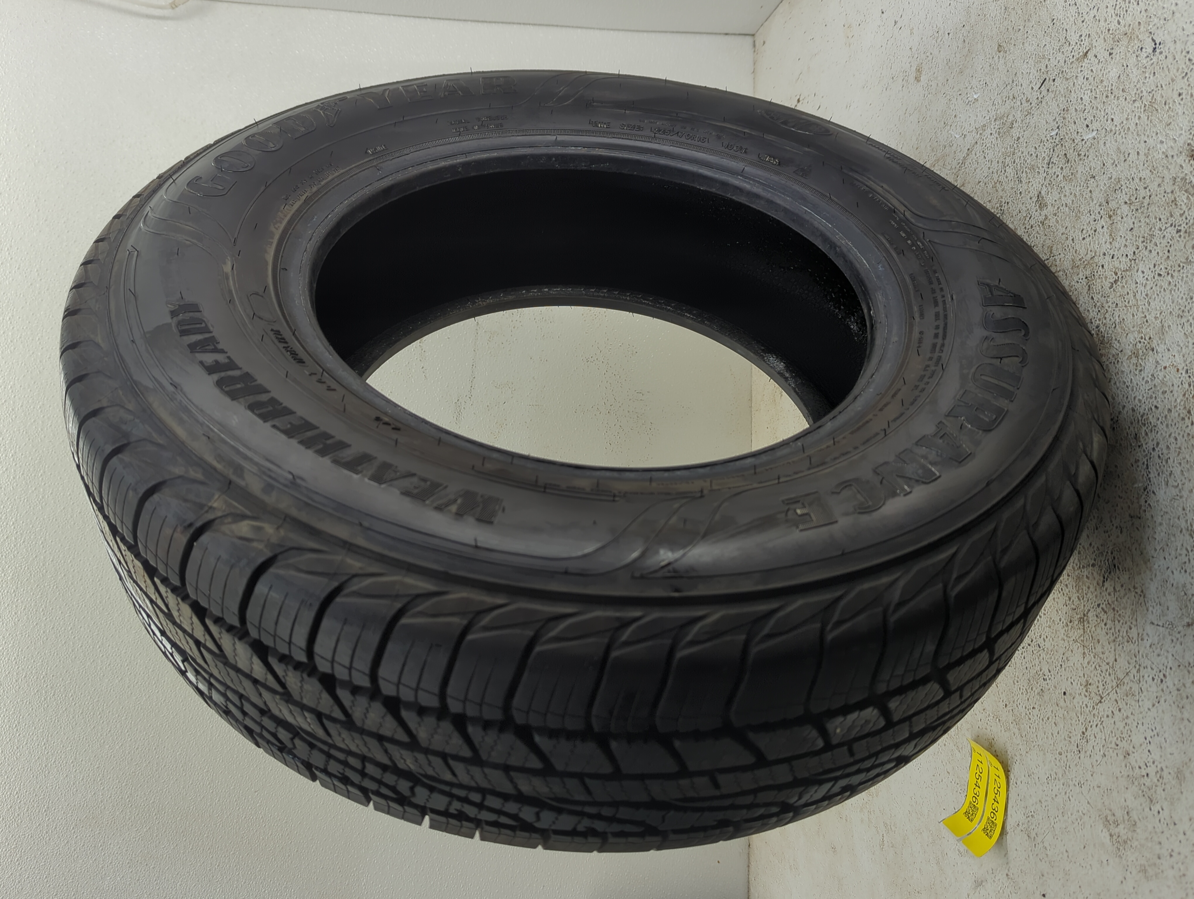 Used Tire 225/70R16 GOODYEAR ASSURANCE WEATHERREADY 103T - Tread Depth 9.5/32 - Oemusedautoparts1.com