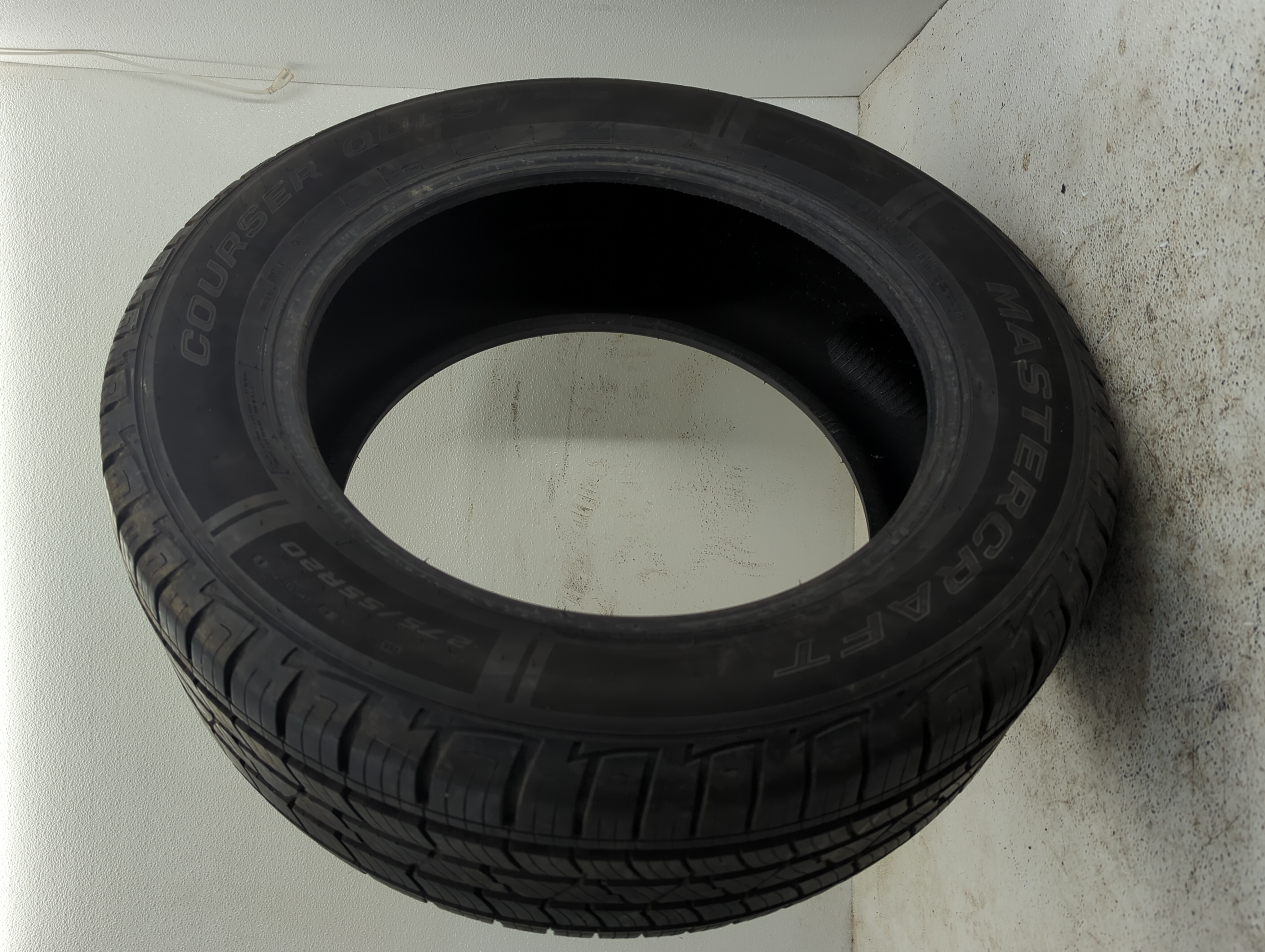 Used Tire 275/55R20 MASTERCRAFT COURSER QUEST PLUS 117H - Tread Depth 10/32 - Oemusedautoparts1.com