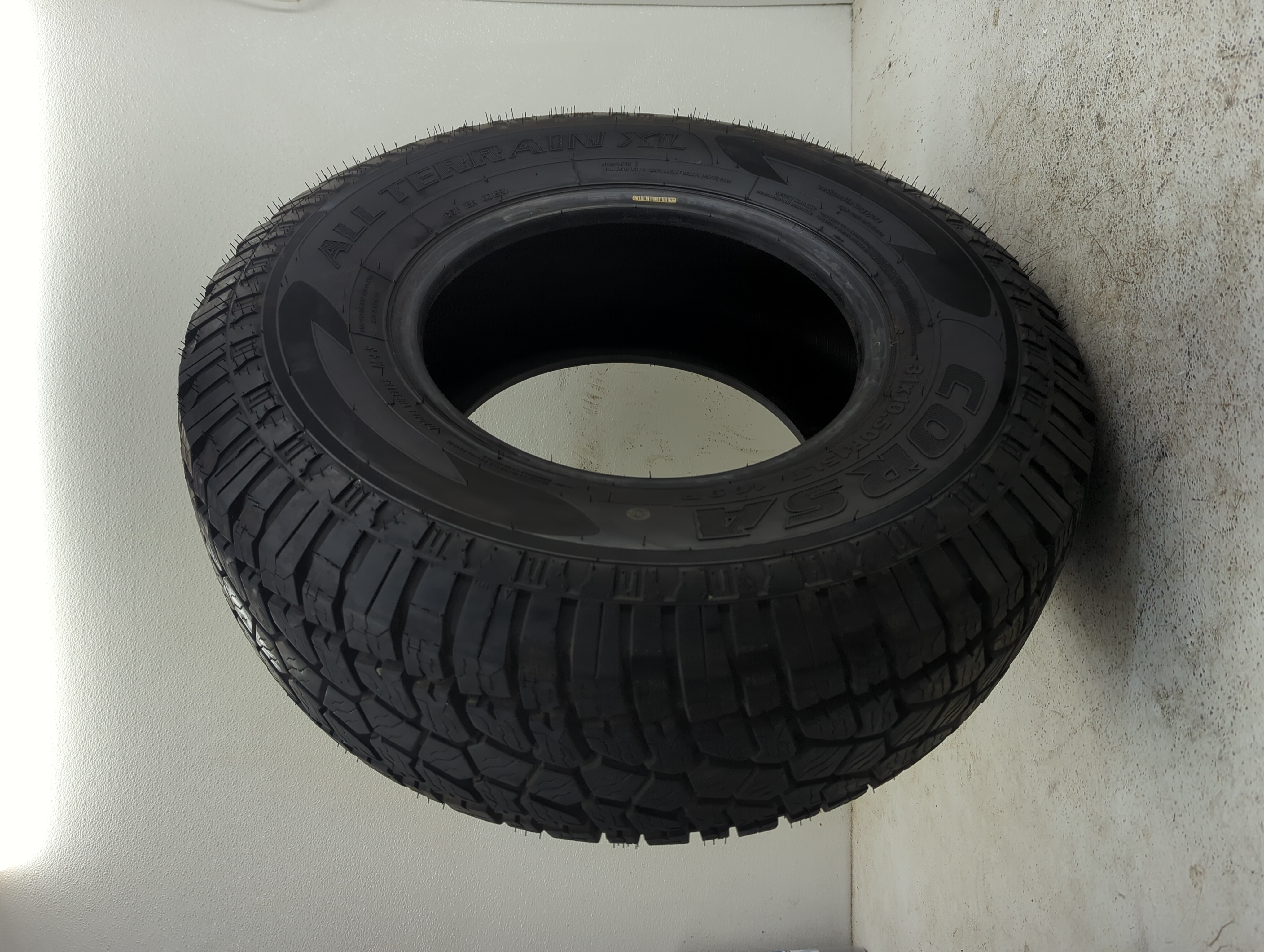 Picture of Used Tire 31X10.5R15LT CORSA ALL TERRAIN XL 109R - Tread Depth 11.5/32