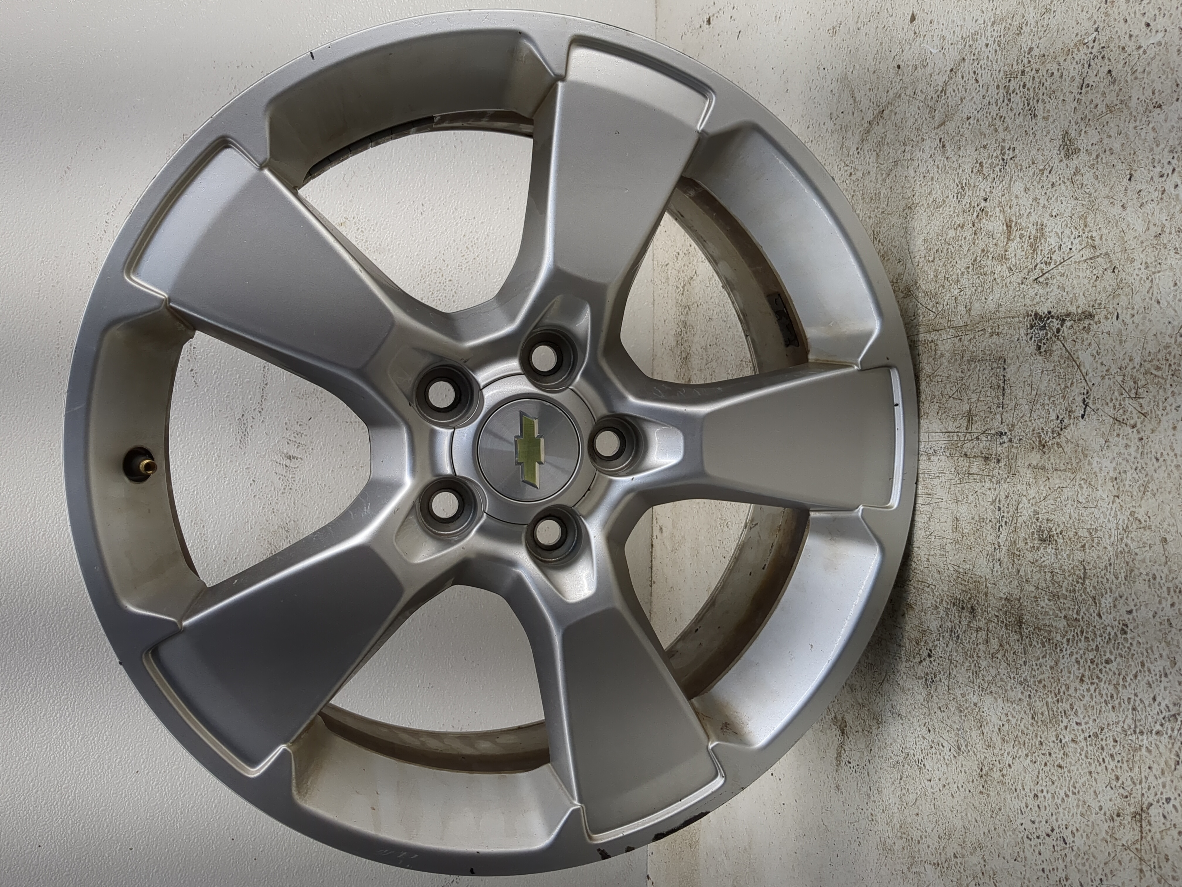 Picture of 2013-2015 Chevrolet Captiva Sport Oem Wheel Rim 1127761