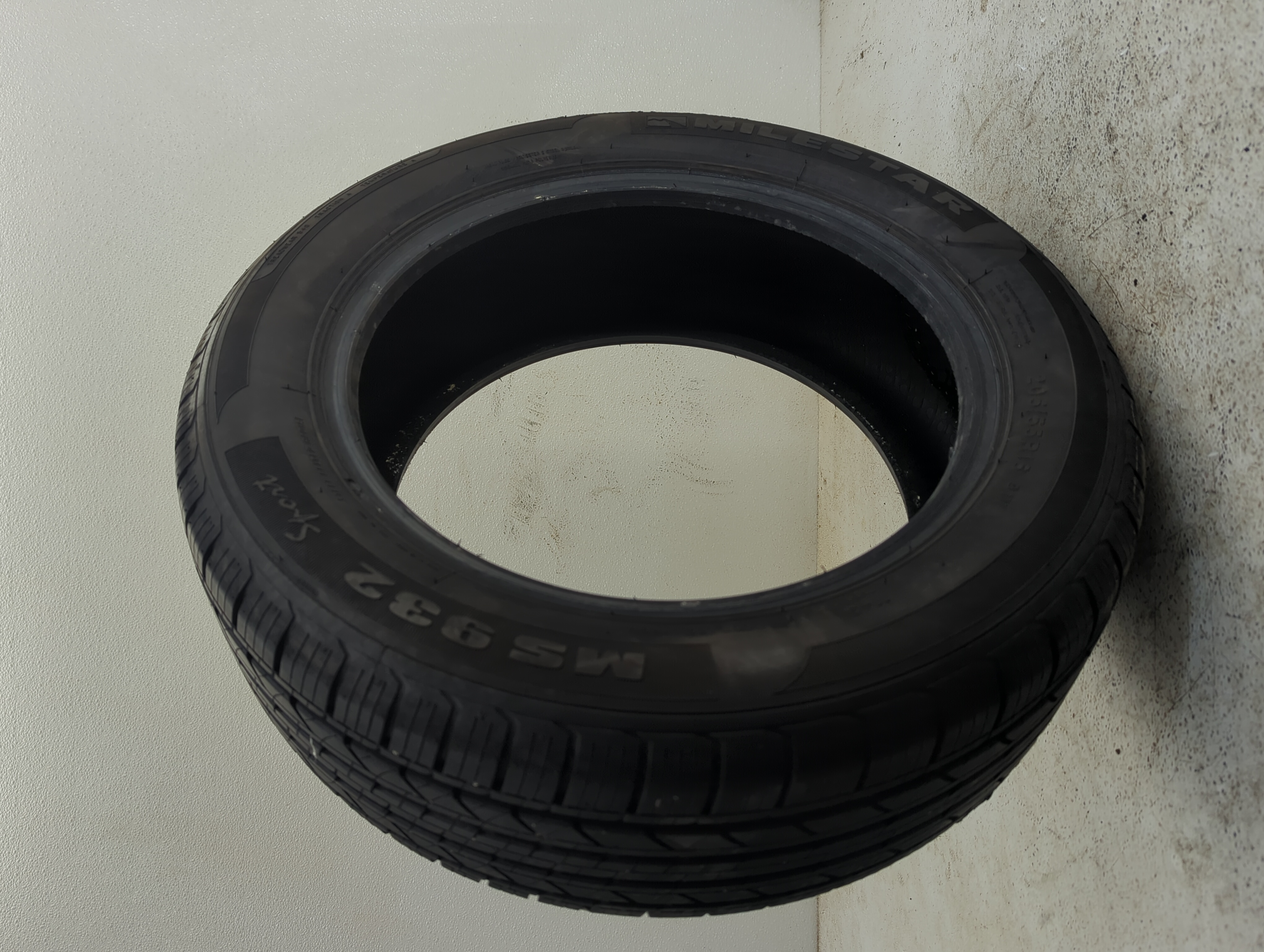 Used Tire 205/55R16 MILESTAR MS 932 91V - Tread Depth 10/32 - Oemusedautoparts1.com