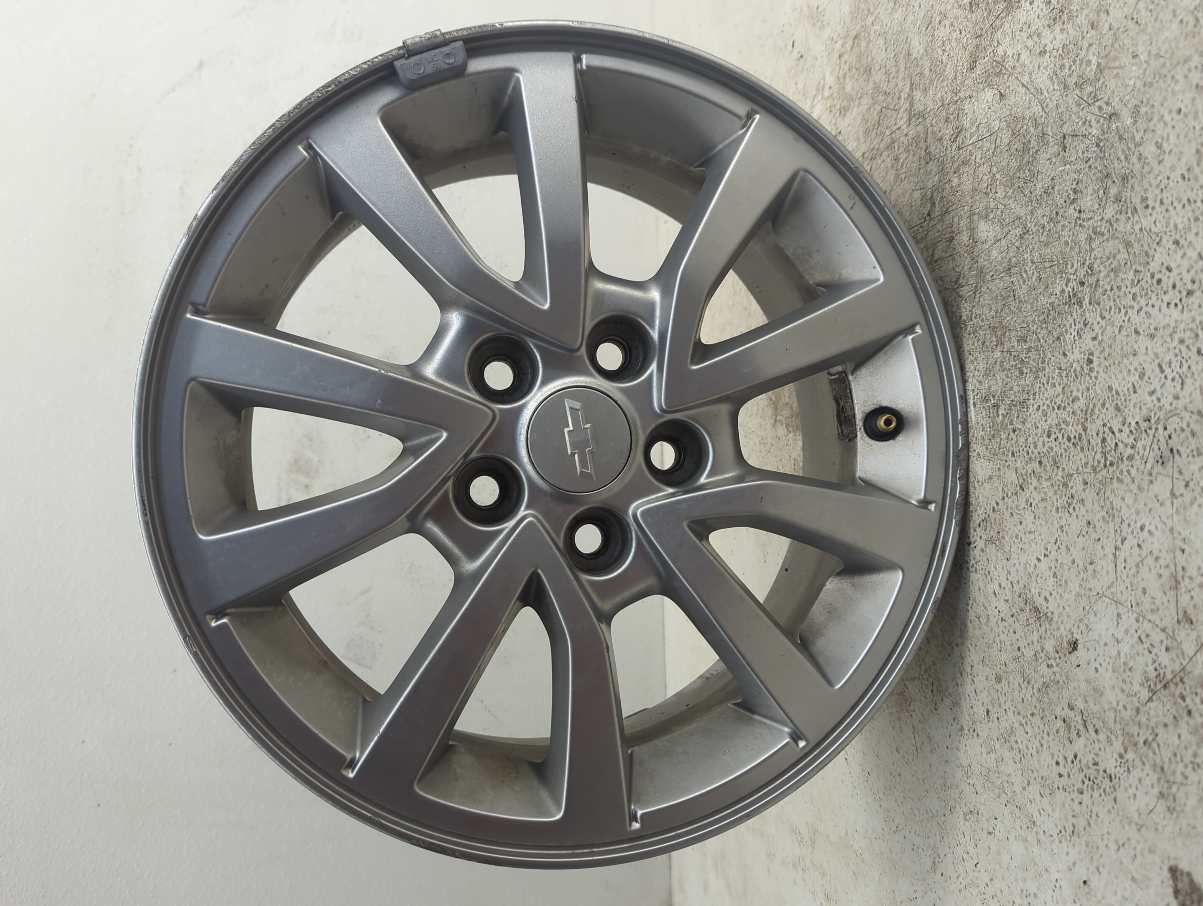 2017-2020 Chevrolet Sonic Oem Wheel Rim 1129662 - Oemusedautoparts1.com