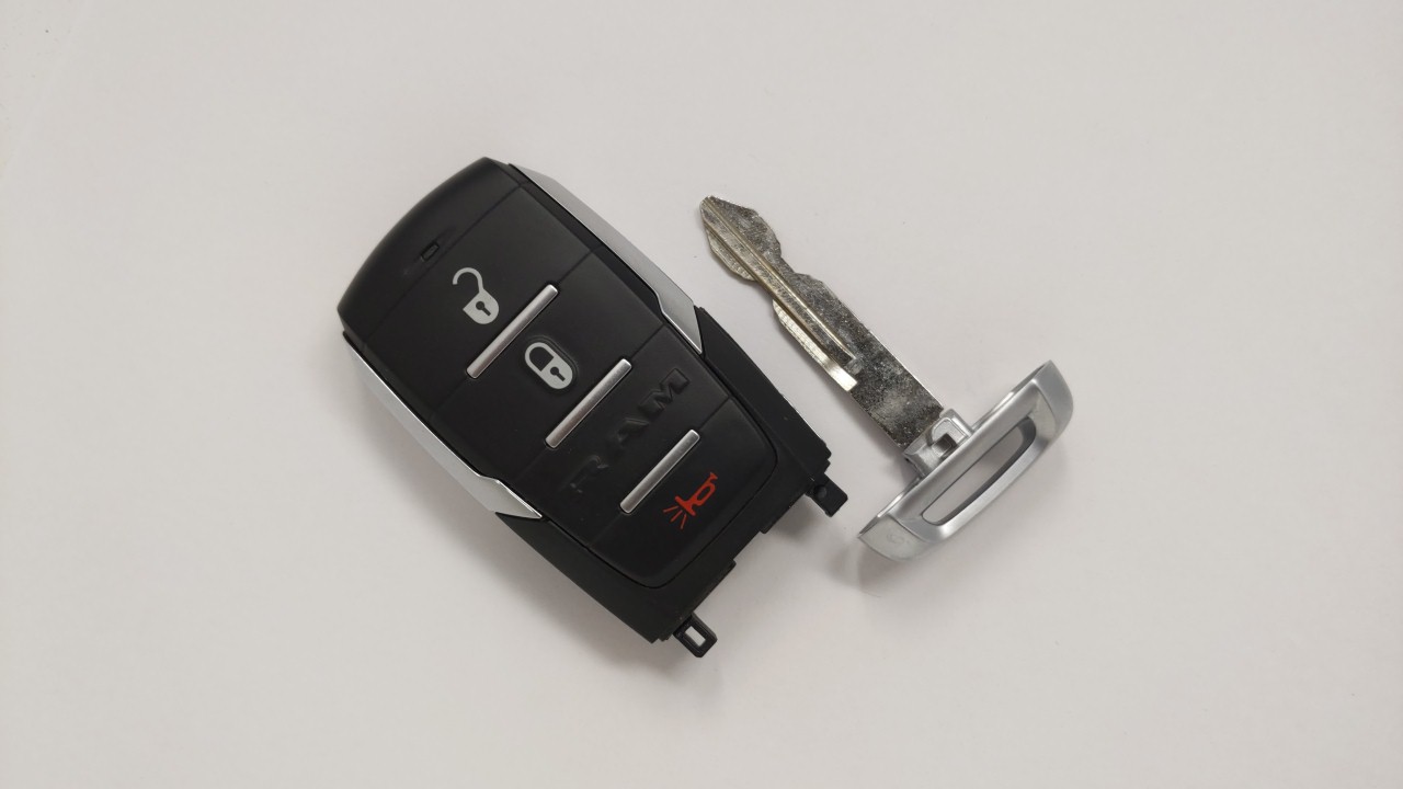 Picture of Ram 1500 Keyless Entry Remote Fob OHT-4882056 3 buttons 113035