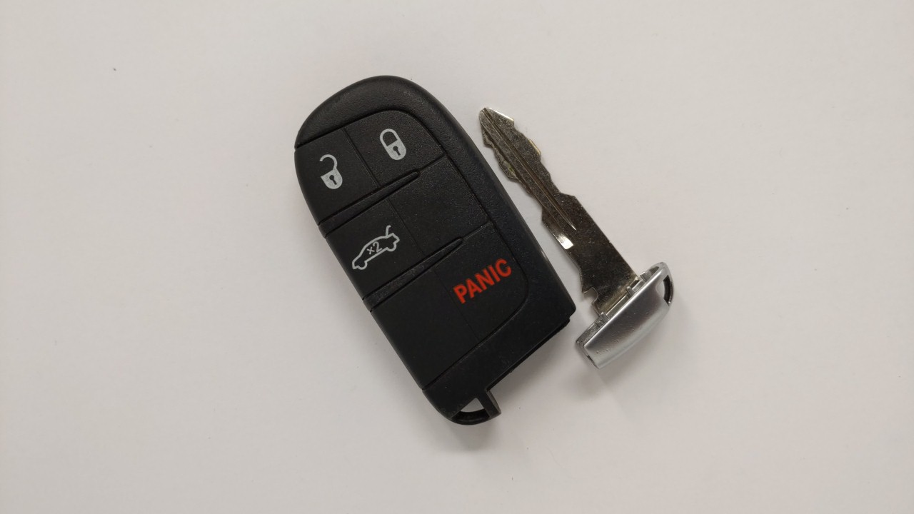 Picture of Chrysler 300 Keyless Entry Remote Fob M3n-Xxxxxxxx 68155686aa 4 Buttons 113119