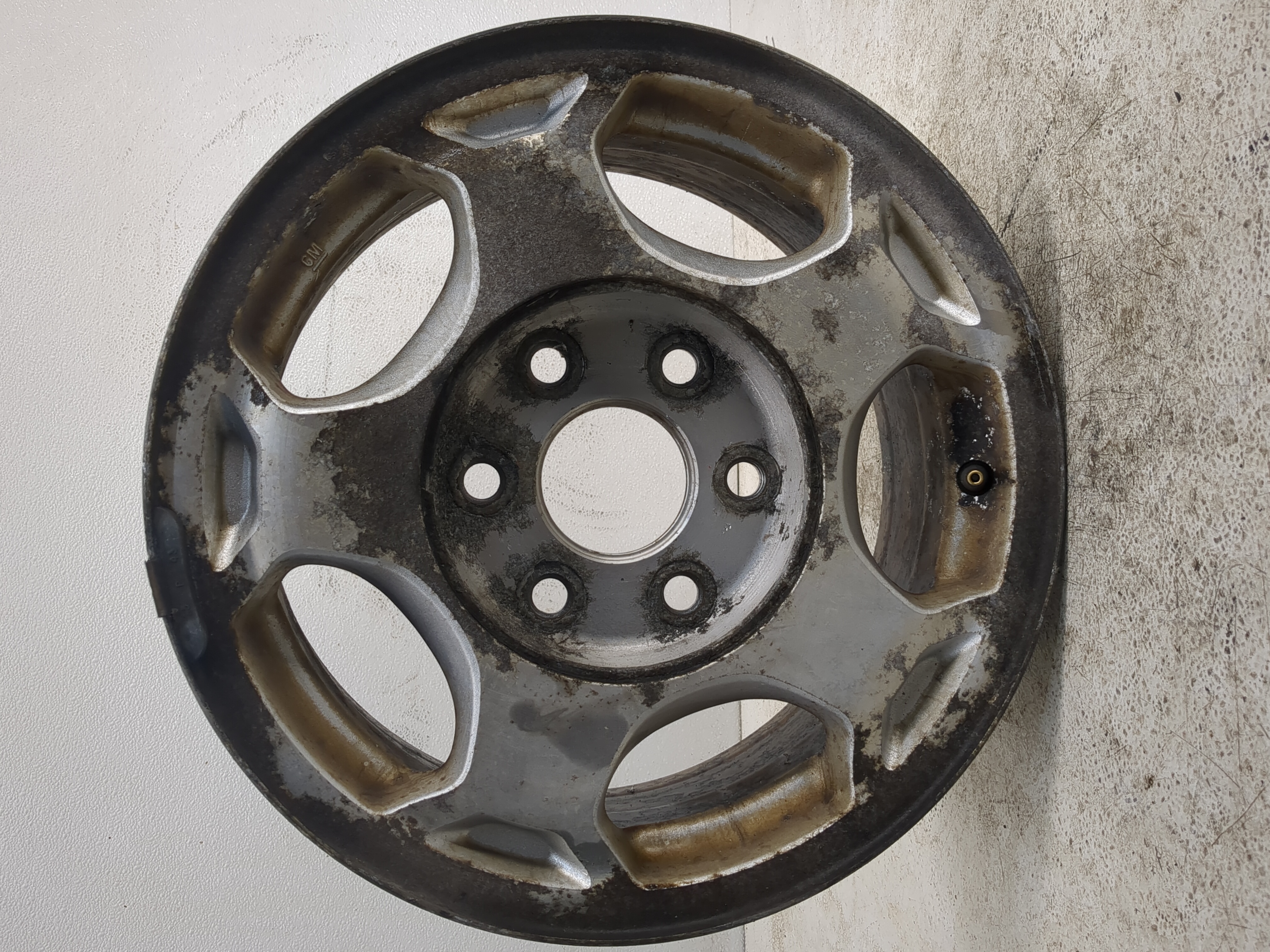 2003-2007 Chevrolet Silverado 1500 Oem Wheel Rim 1131352 - Oemusedautoparts1.com