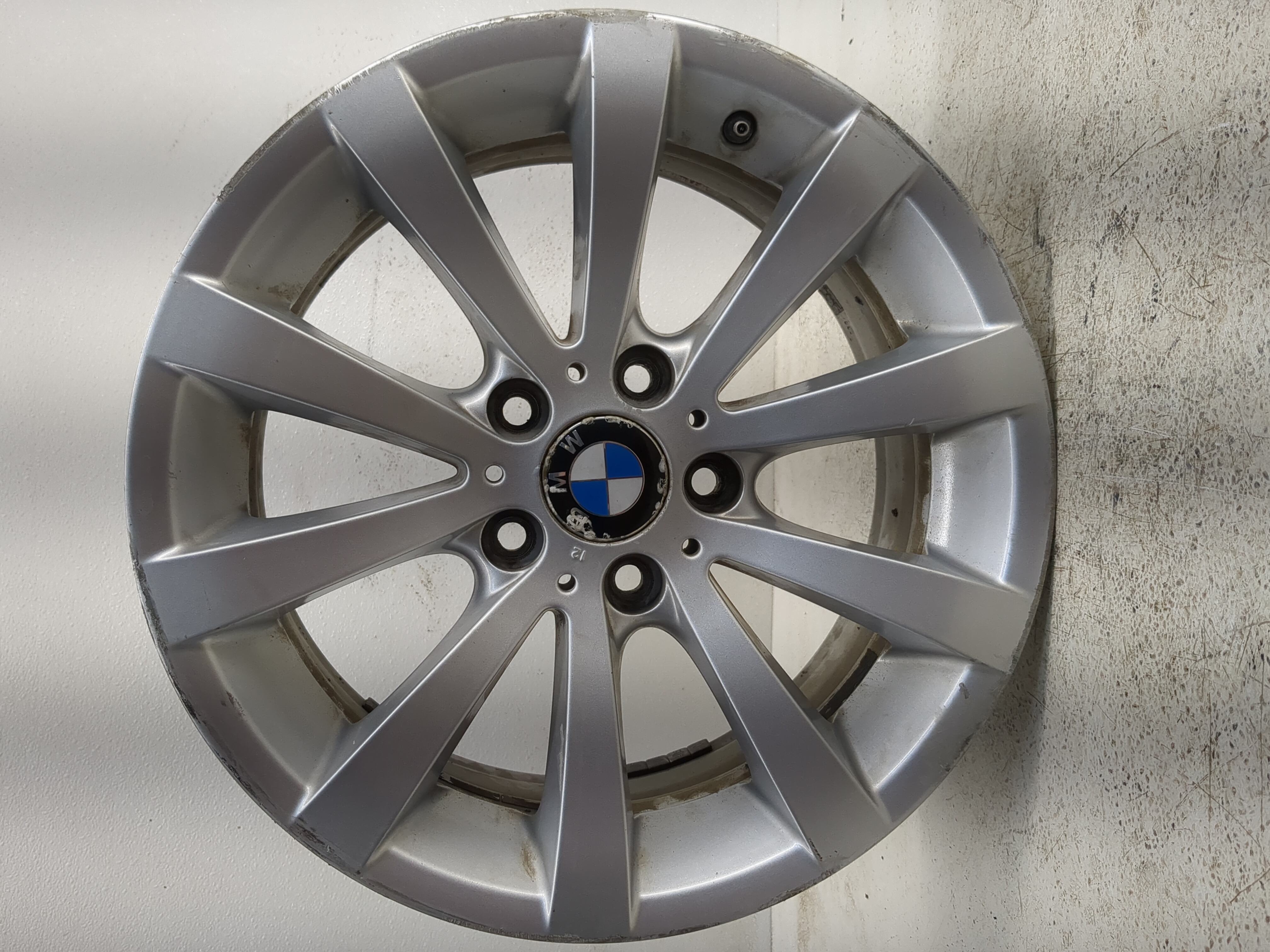 2008-2011 Bmw 323i Oem Wheel Rim 1137184 - Oemusedautoparts1.com