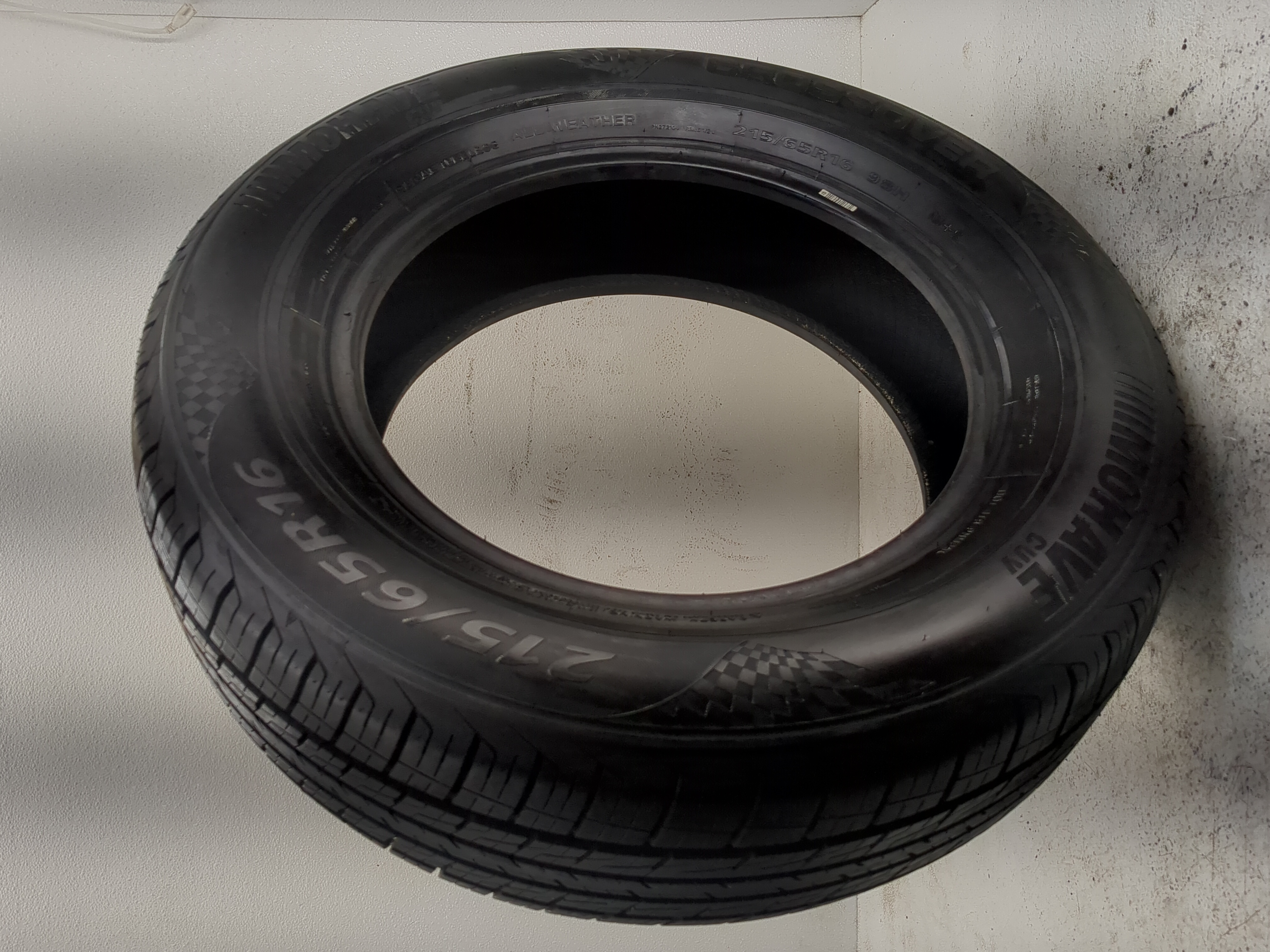 Used Tire 215/65R16 MOHAVE CROSSOVER 98H - Tread Depth 10/32 - Oemusedautoparts1.com