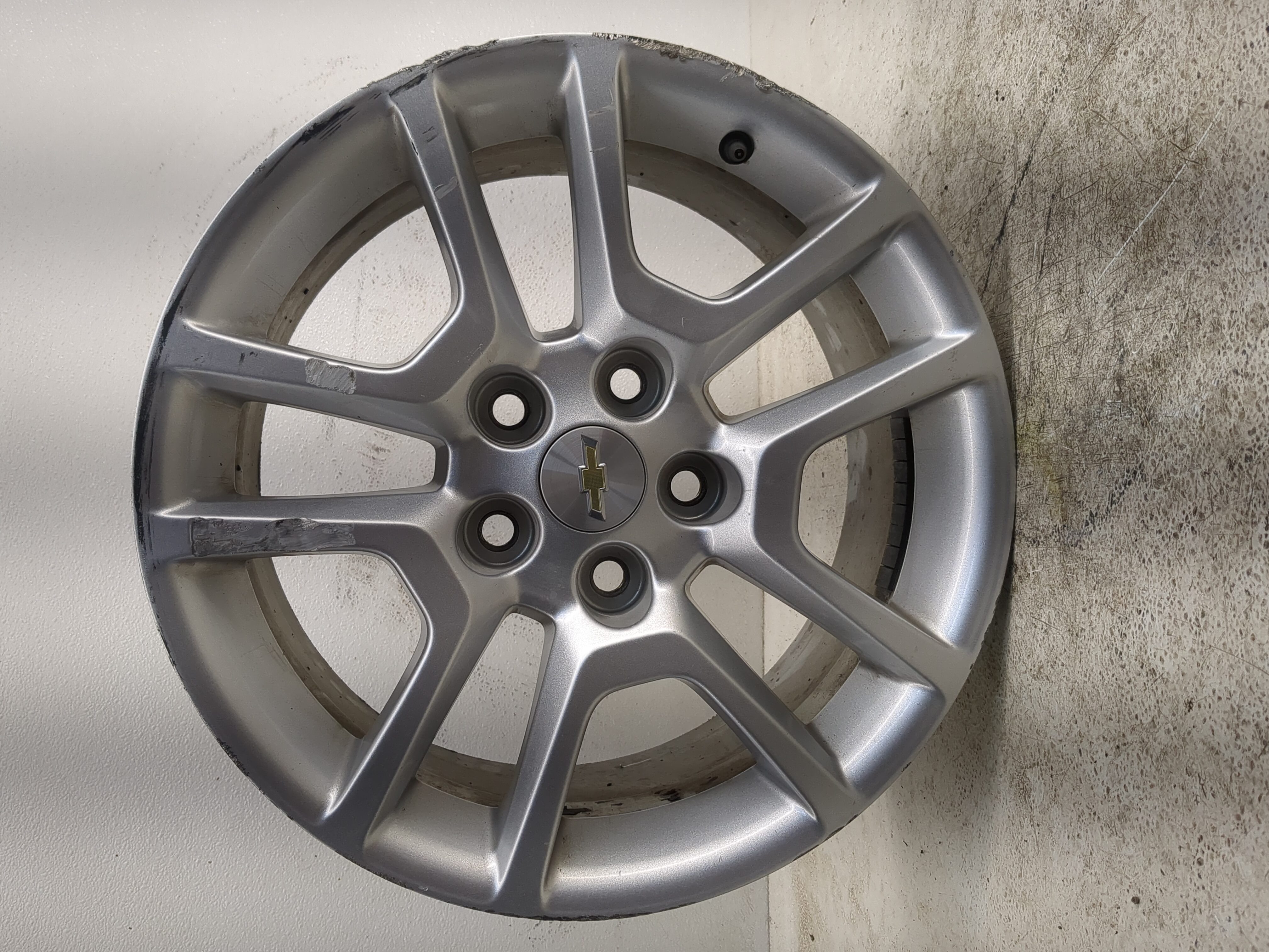 2015-2016 Chevrolet Malibu Oem Wheel Rim 1142697 - Oemusedautoparts1.com
