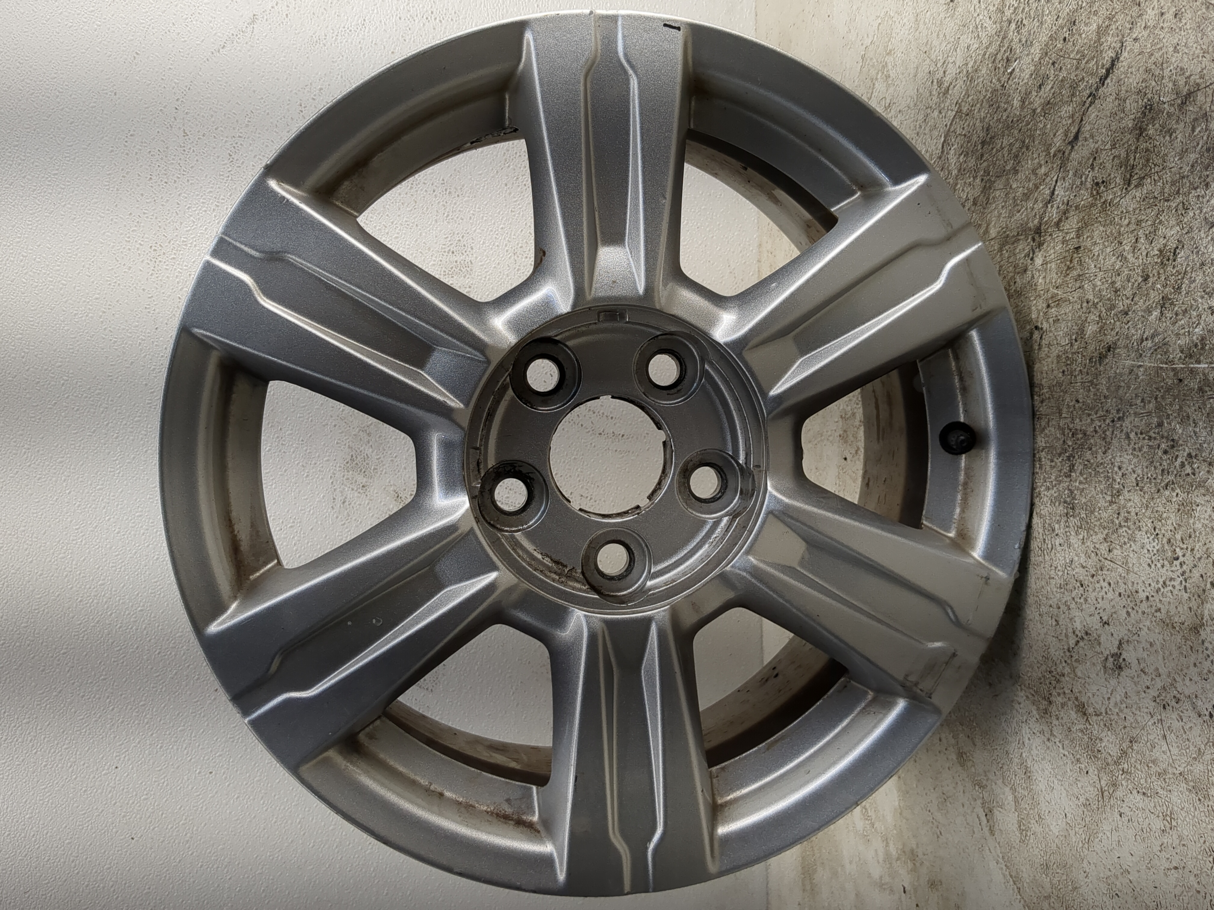 2014-2017 Gmc Terrain Oem Wheel Rim 1142708 - Oemusedautoparts1.com