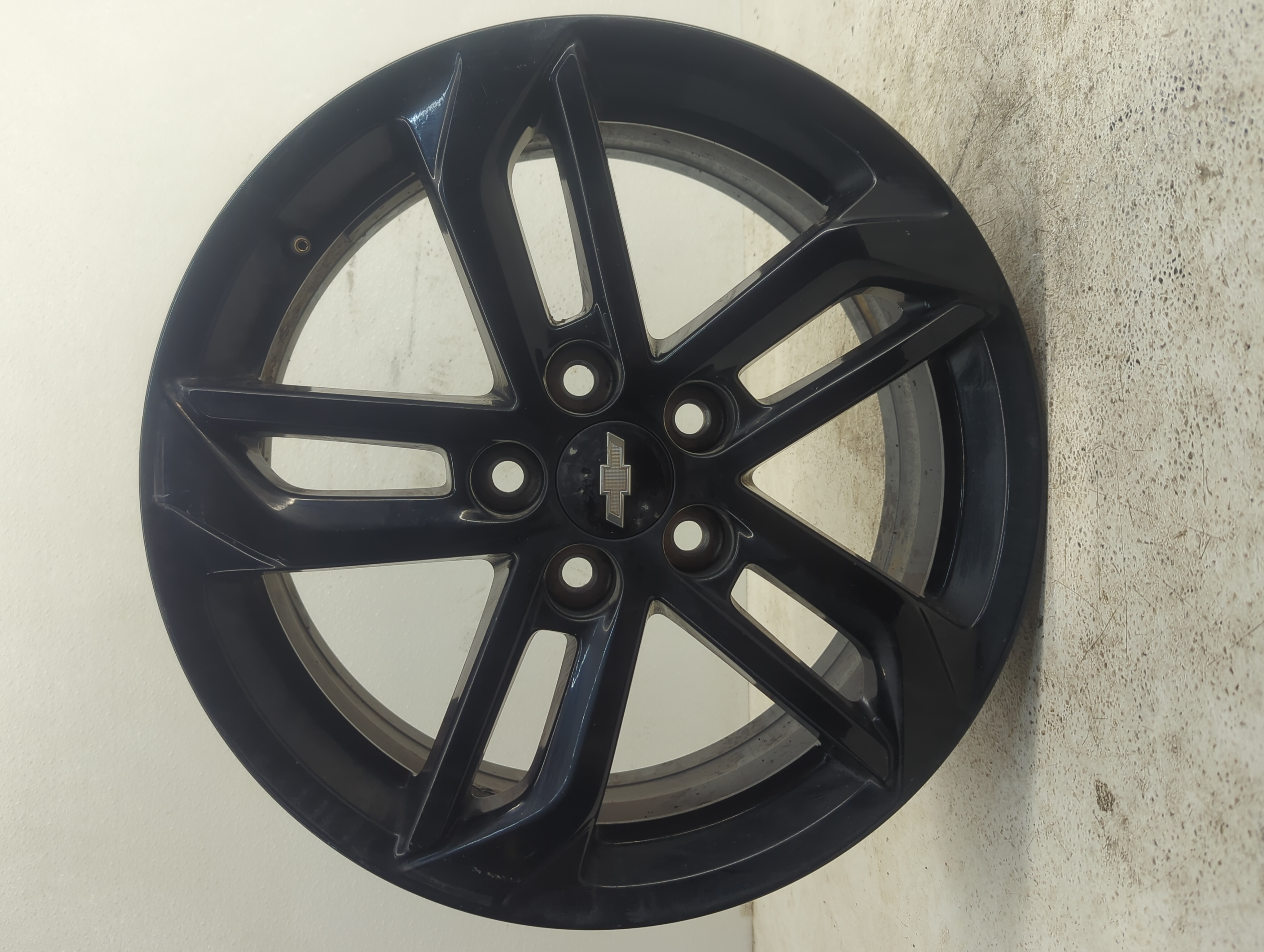 Picture of 2017-2017 Chevrolet Equinox Oem Wheel Rim 1142783