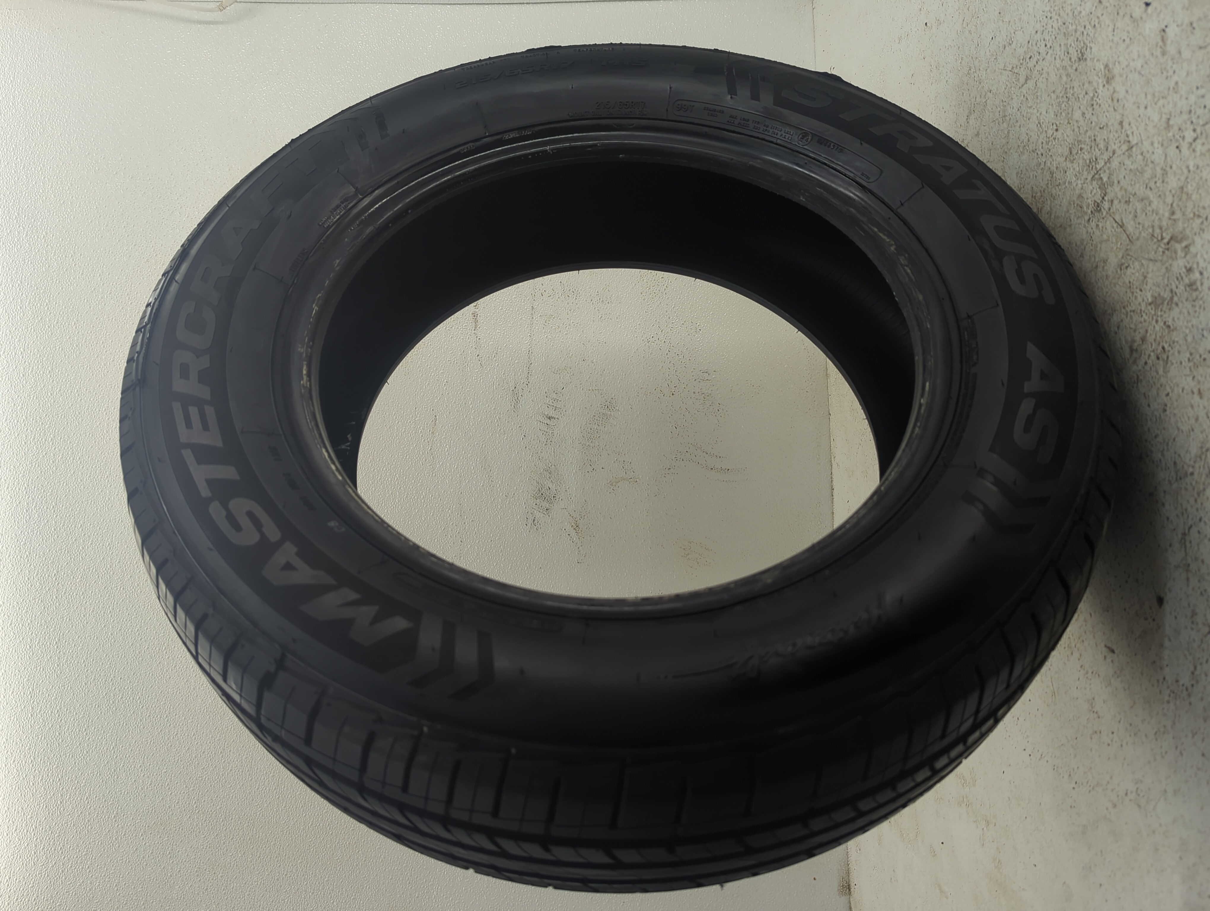 Used Tire 215/65R16 MASTERCRAFT STRATUS AS 99T - Tread Depth 9.5/32 - Oemusedautoparts1.com