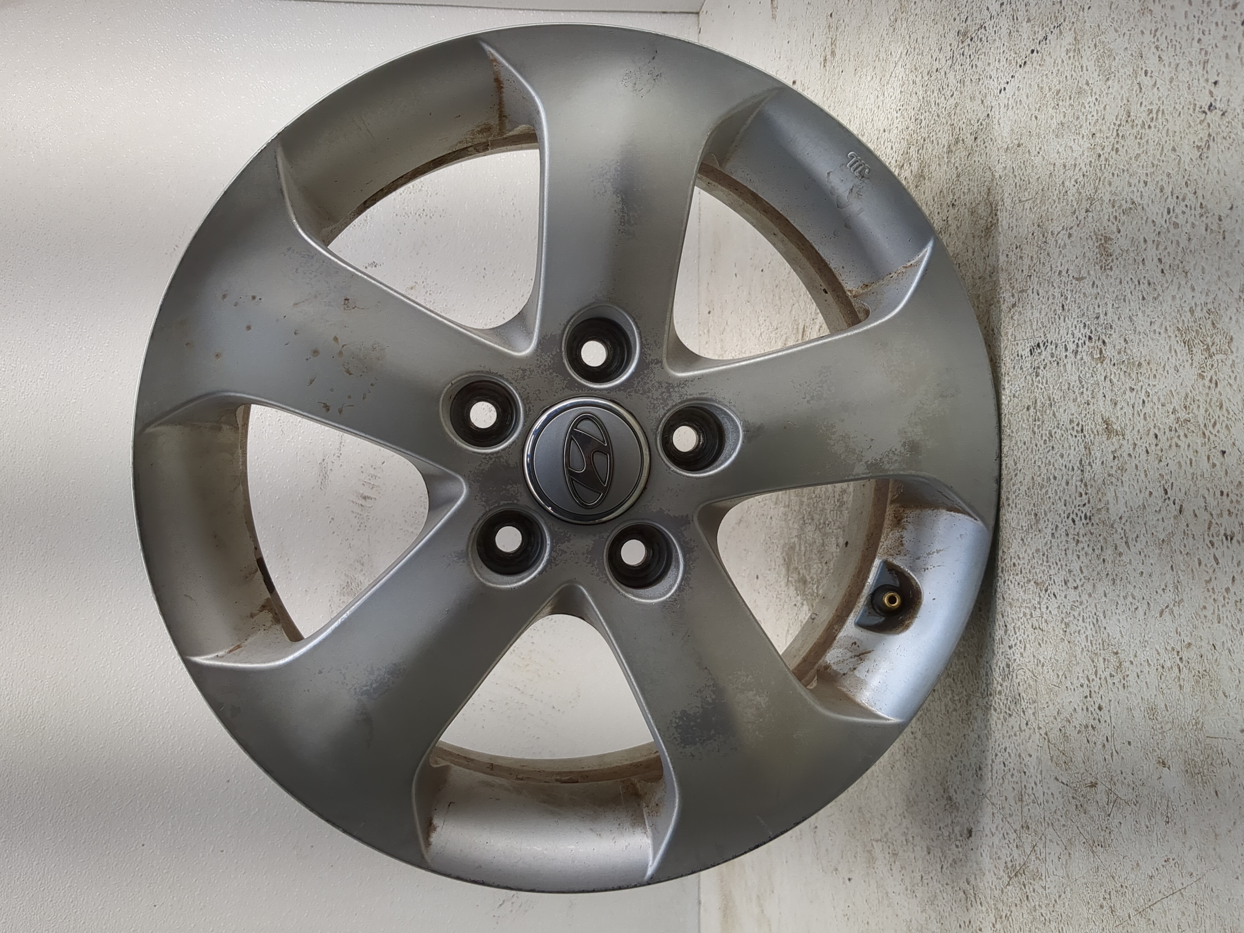 Picture of 2008-2010 Hyundai Elantra Oem Wheel Rim 1145249