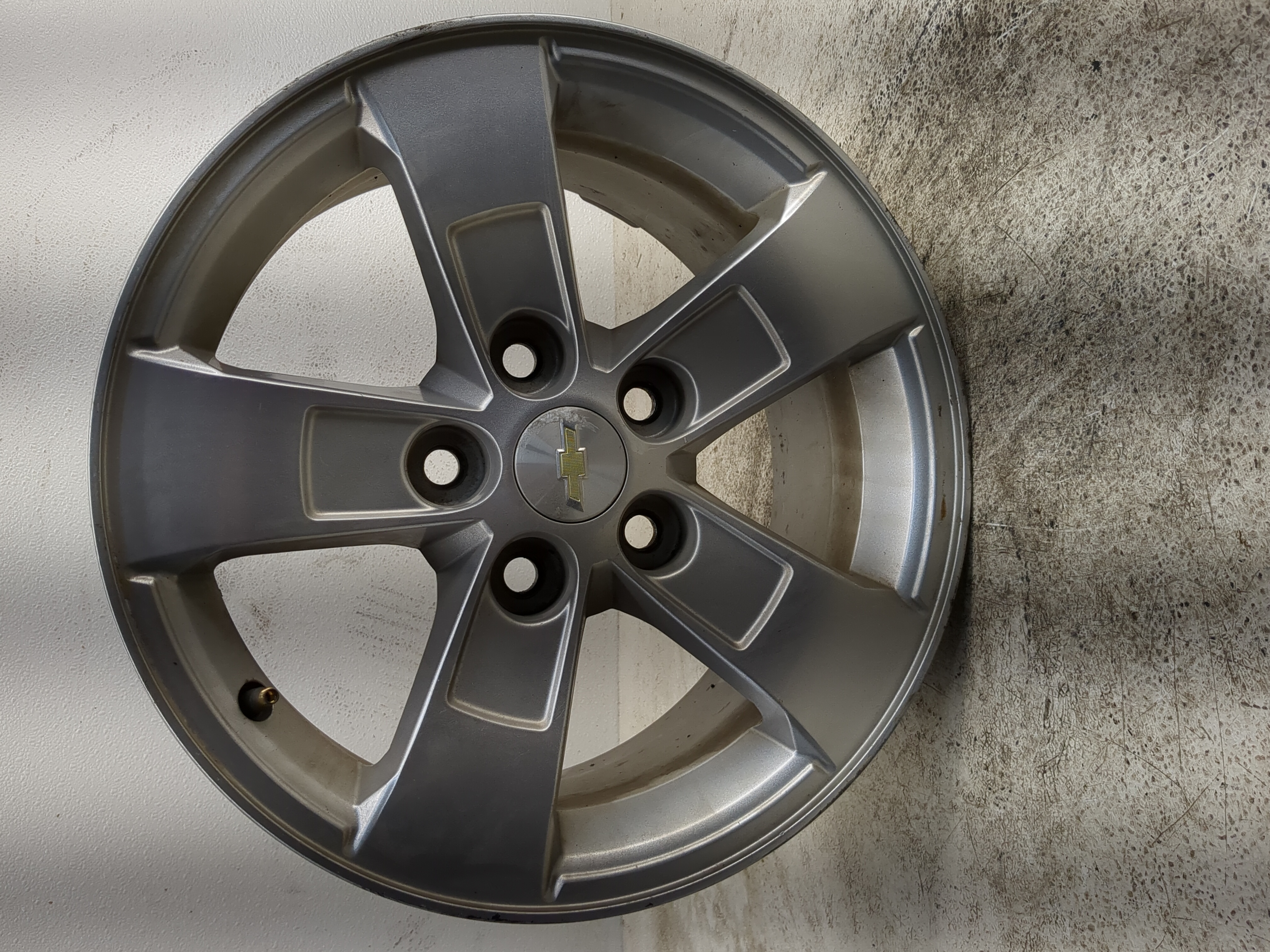 2013-2016 Chevrolet Malibu Oem Wheel Rim 1145448 - Oemusedautoparts1.com