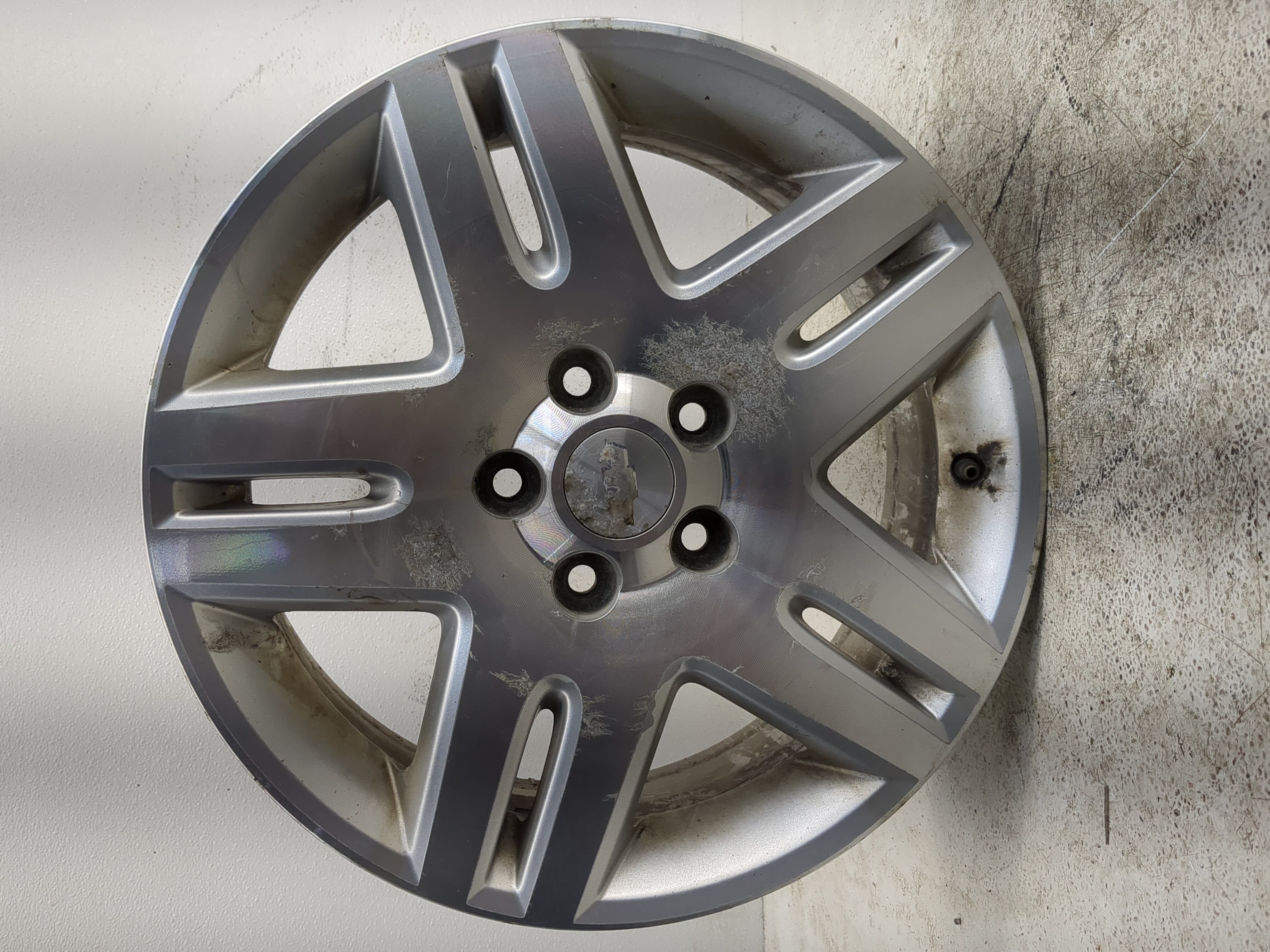 2006-2016 Chevrolet Impala Oem Wheel Rim 1145496 - Oemusedautoparts1.com