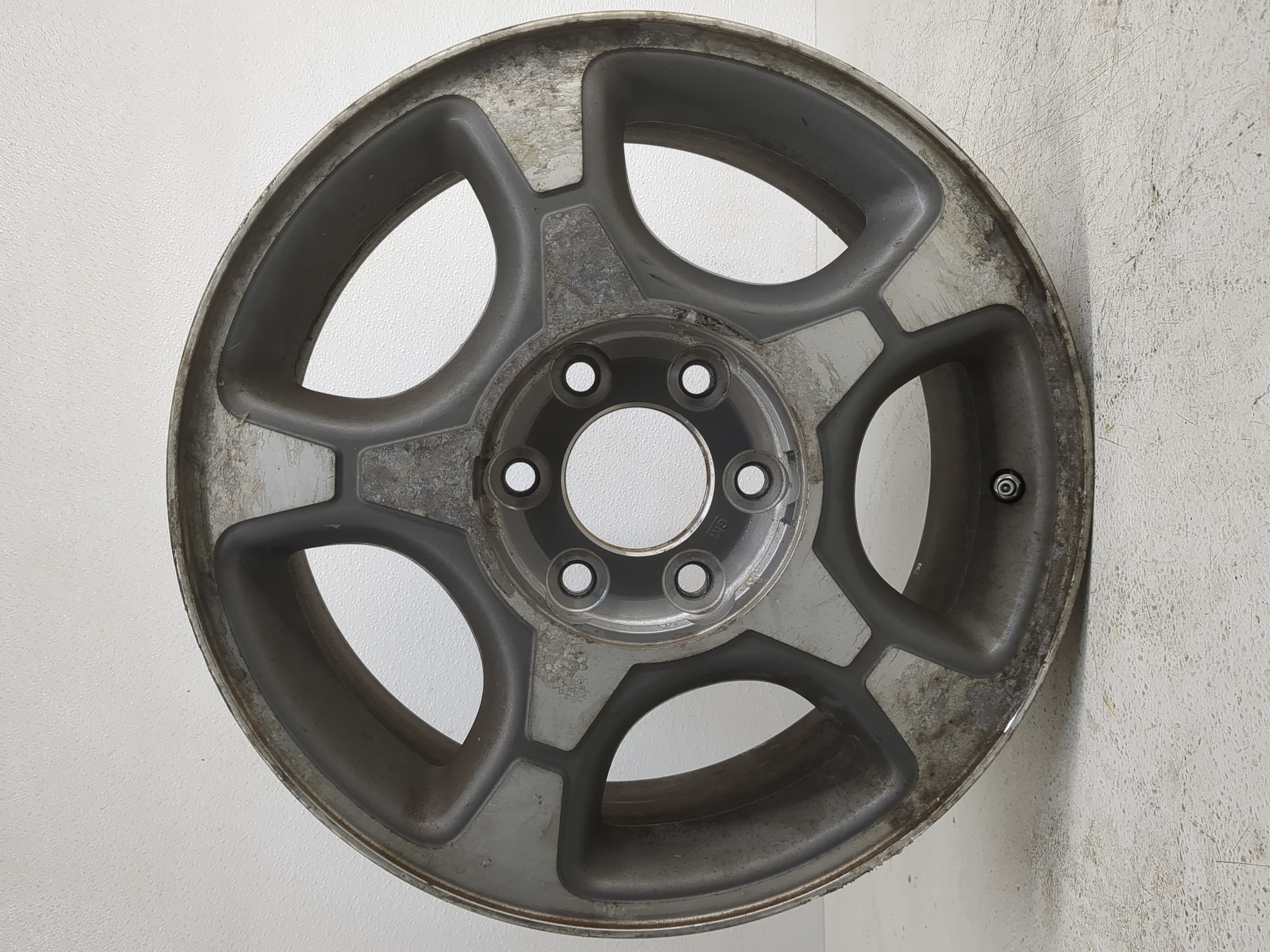 Picture of 2004-2009 Chevrolet Trailblazer Oem Wheel Rim 1145785