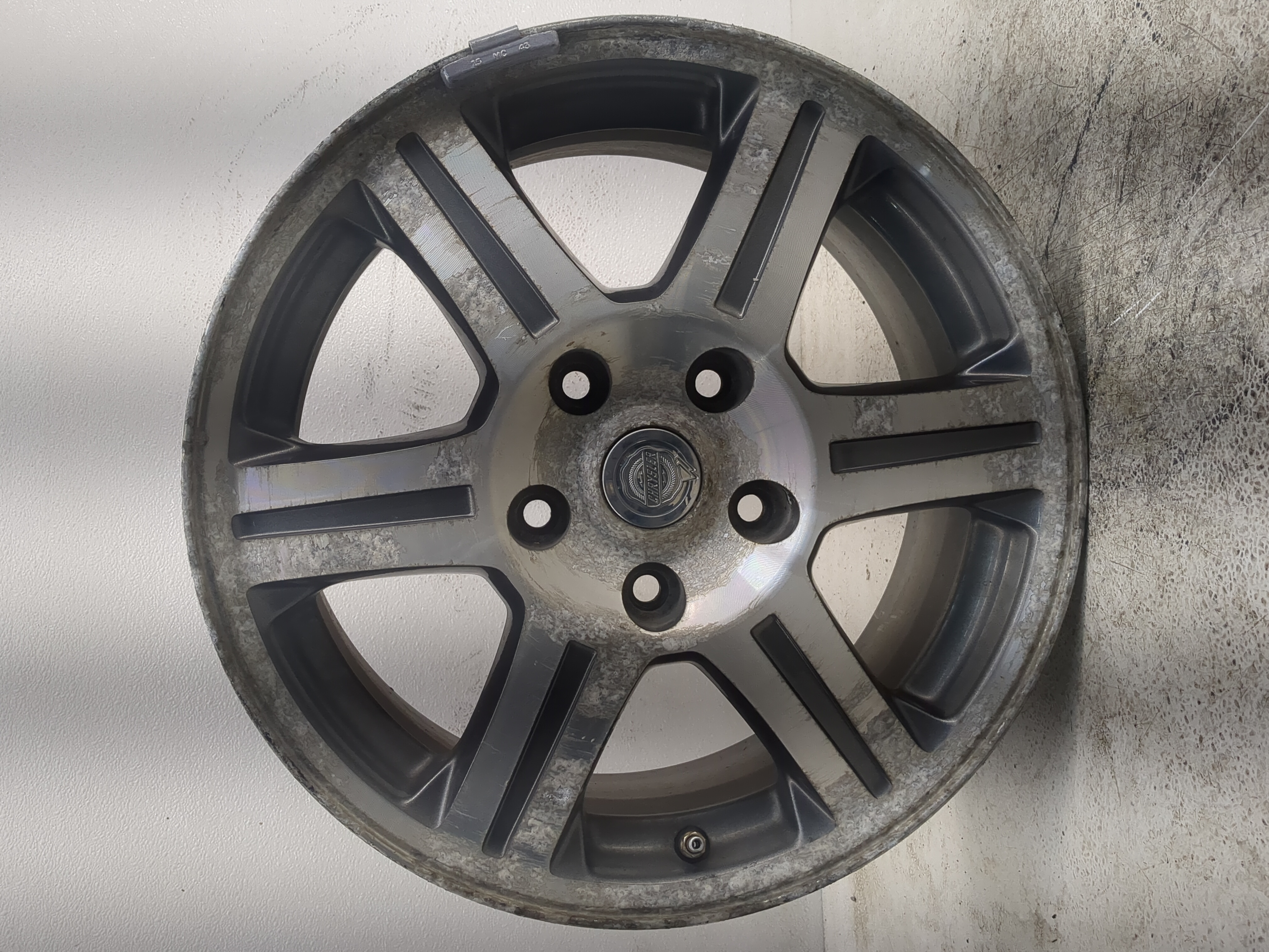 2007-2008 Chrysler Pacifica Oem Wheel Rim 1145830 - Oemusedautoparts1.com