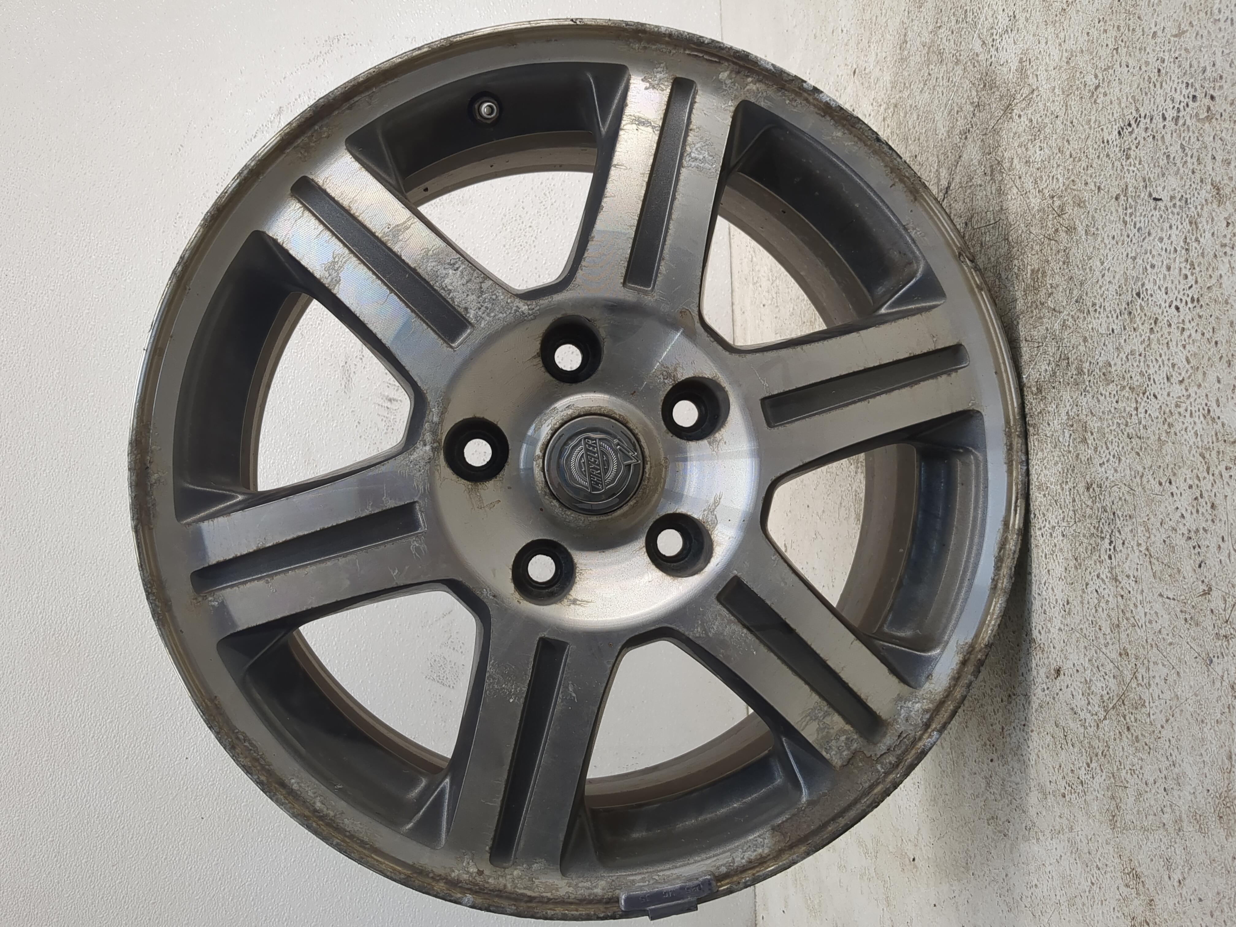 2004-2008 Chrysler Pacifica Oem Wheel Rim 1145839 - Oemusedautoparts1.com