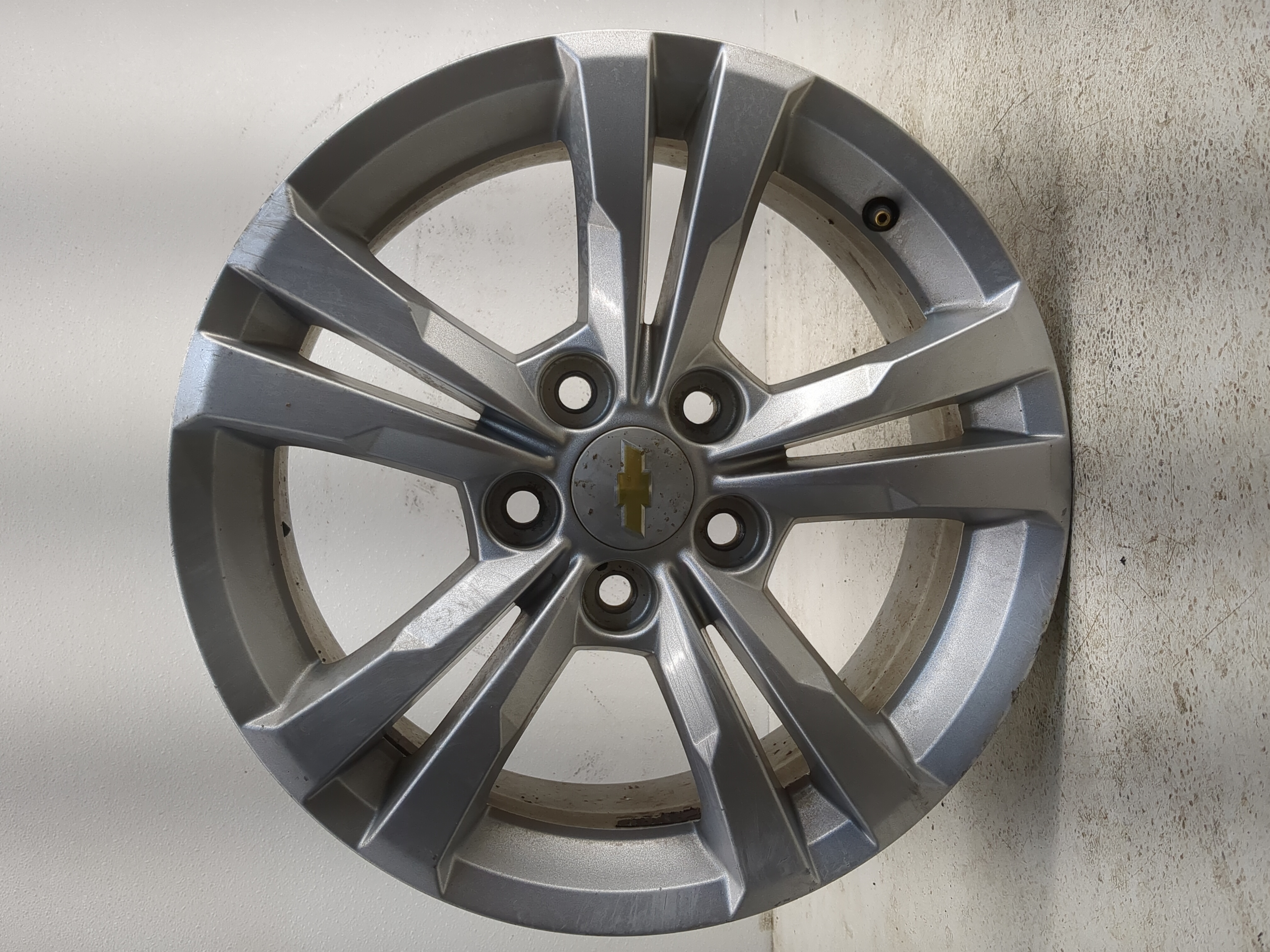 2010-2017 Chevrolet Equinox Oem Wheel Rim 1145859 - Oemusedautoparts1.com