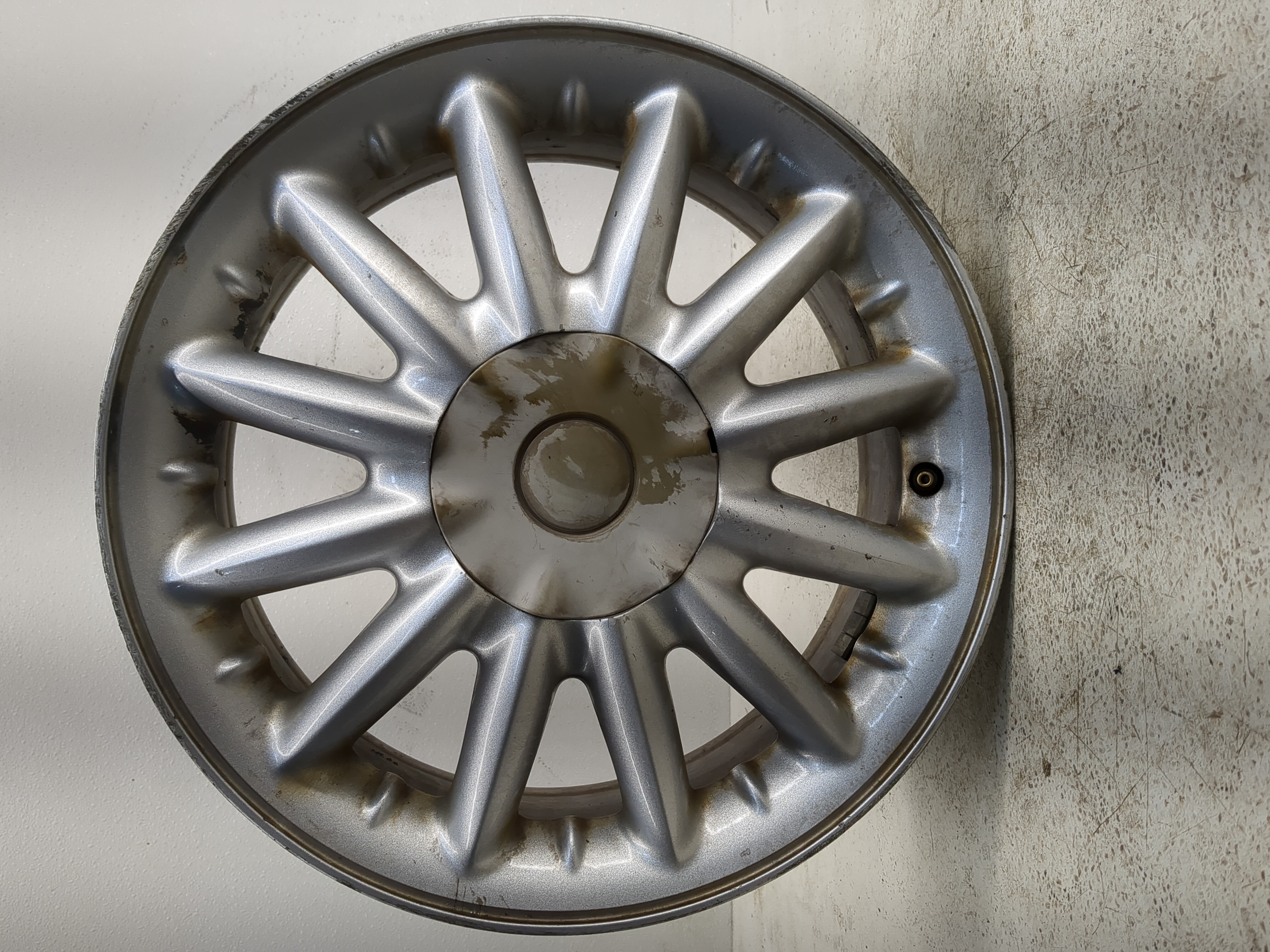 2001-2003 Chrysler Sebring Oem Wheel Rim 1145862 - Oemusedautoparts1.com