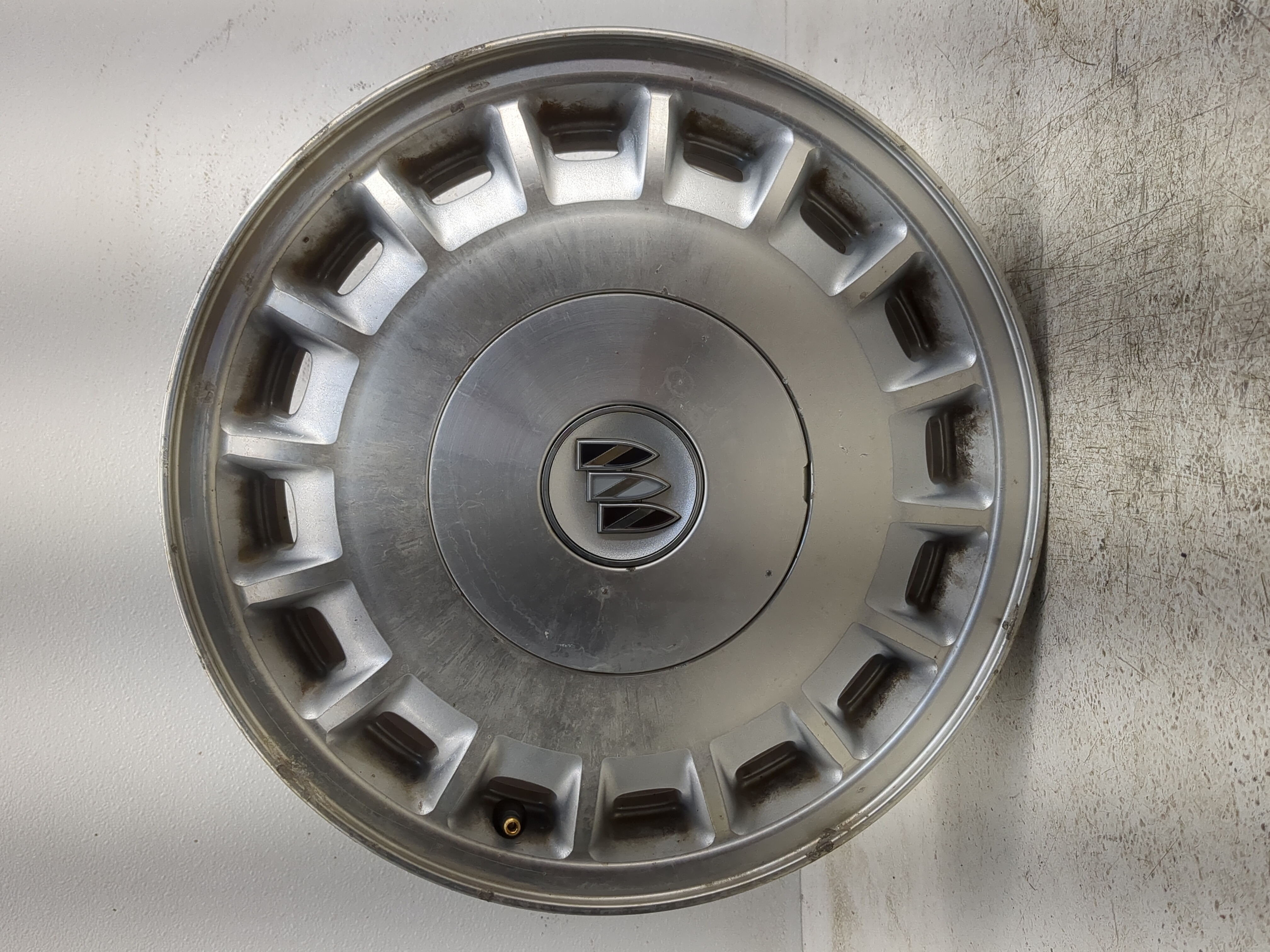 1997-2002 Buick Century Oem Wheel Rim 1145866 - Oemusedautoparts1.com