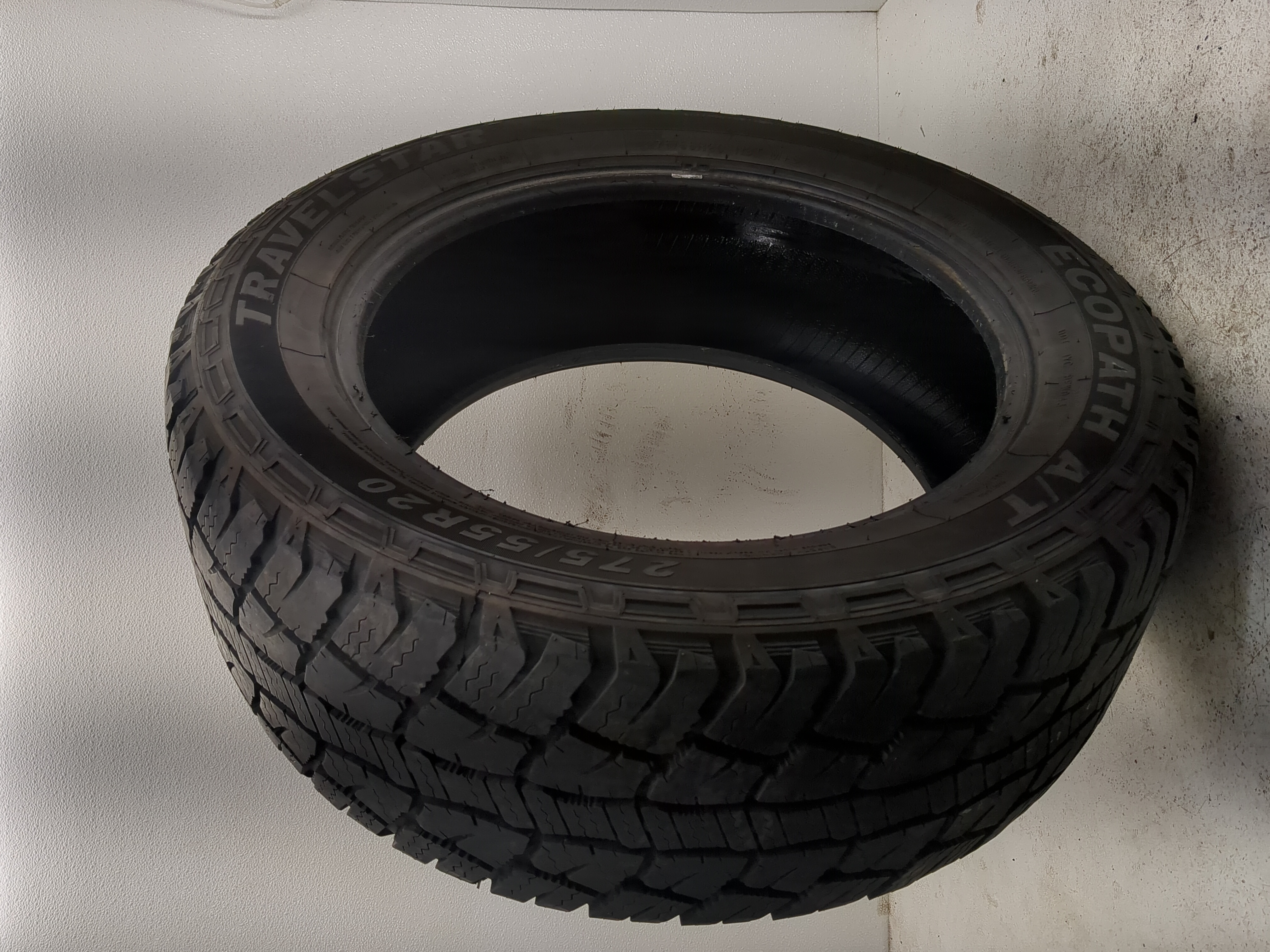 Used Tire 275/55R20 TRAVELSTAR ECOPATHA/T 113T - Tread Depth 9/32 - Oemusedautoparts1.com