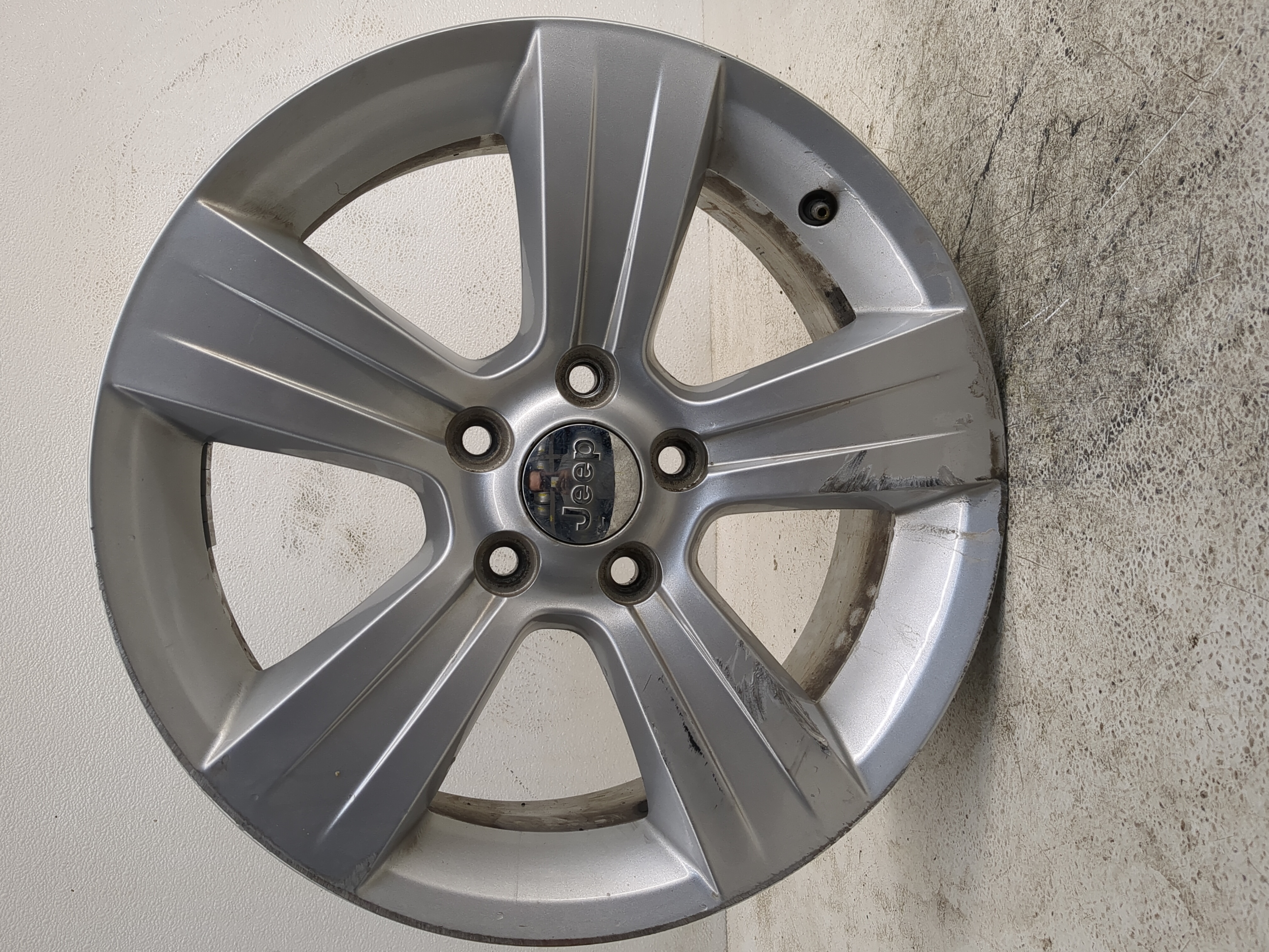 2011-2017 Jeep Compass Oem Wheel Rim 1145976 - Oemusedautoparts1.com