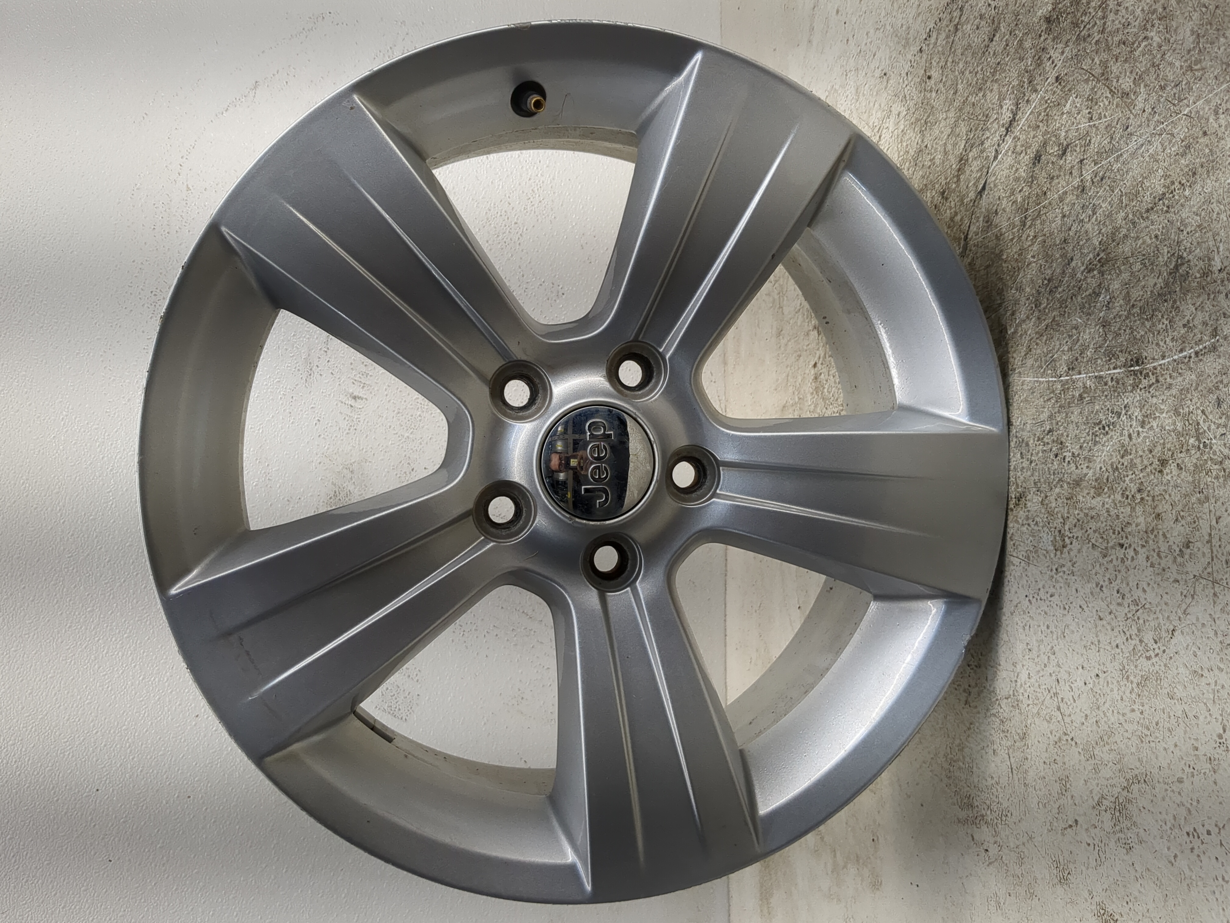 2011-2017 Jeep Compass Oem Wheel Rim 1145978 - Oemusedautoparts1.com