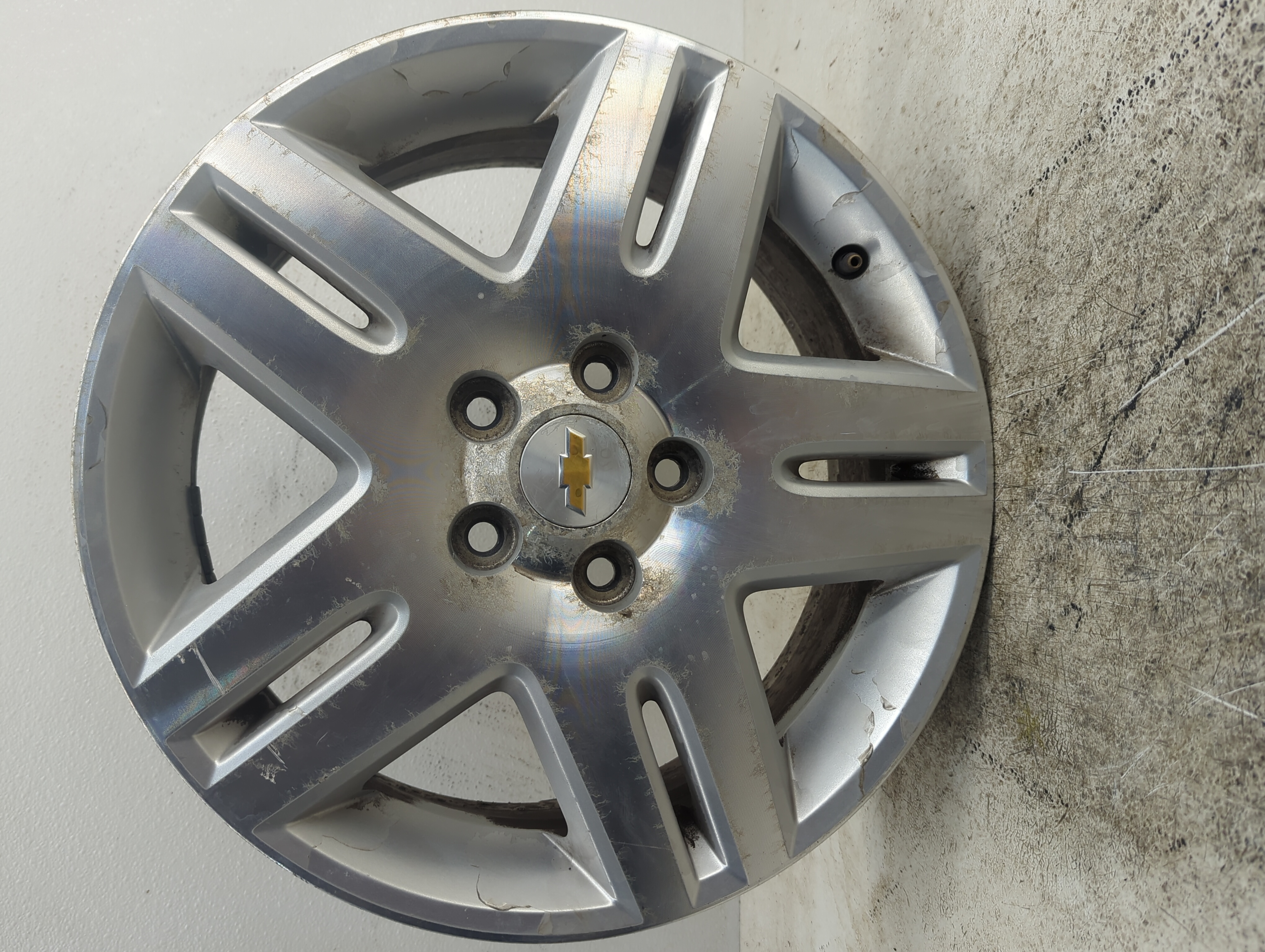 2006-2016 Chevrolet Impala Oem Wheel Rim 1146050 - Oemusedautoparts1.com
