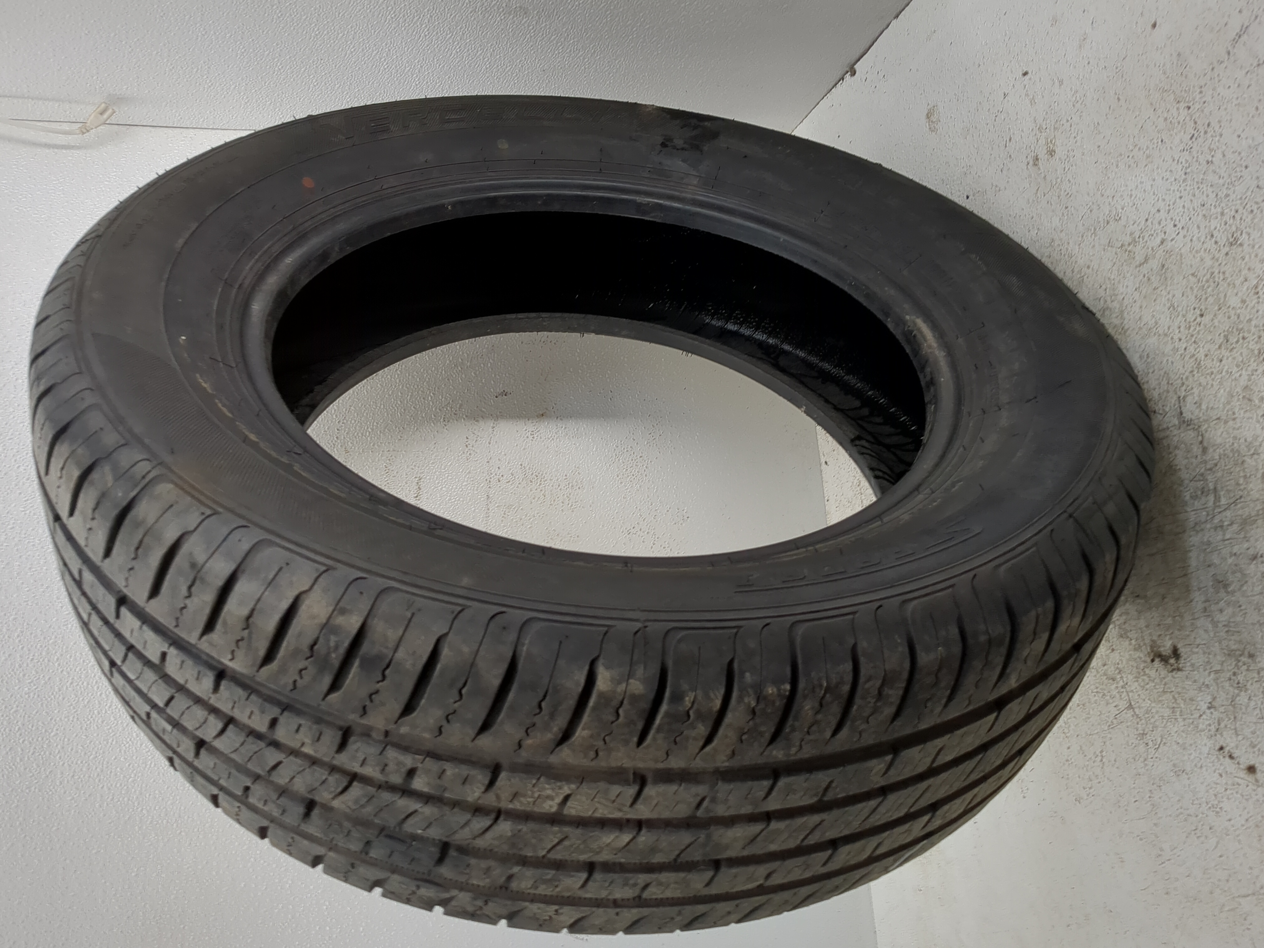 Used Tire 255/60R19 VERCELLI STRADA I 109H - Tread Depth 9.5/32 - Oemusedautoparts1.com