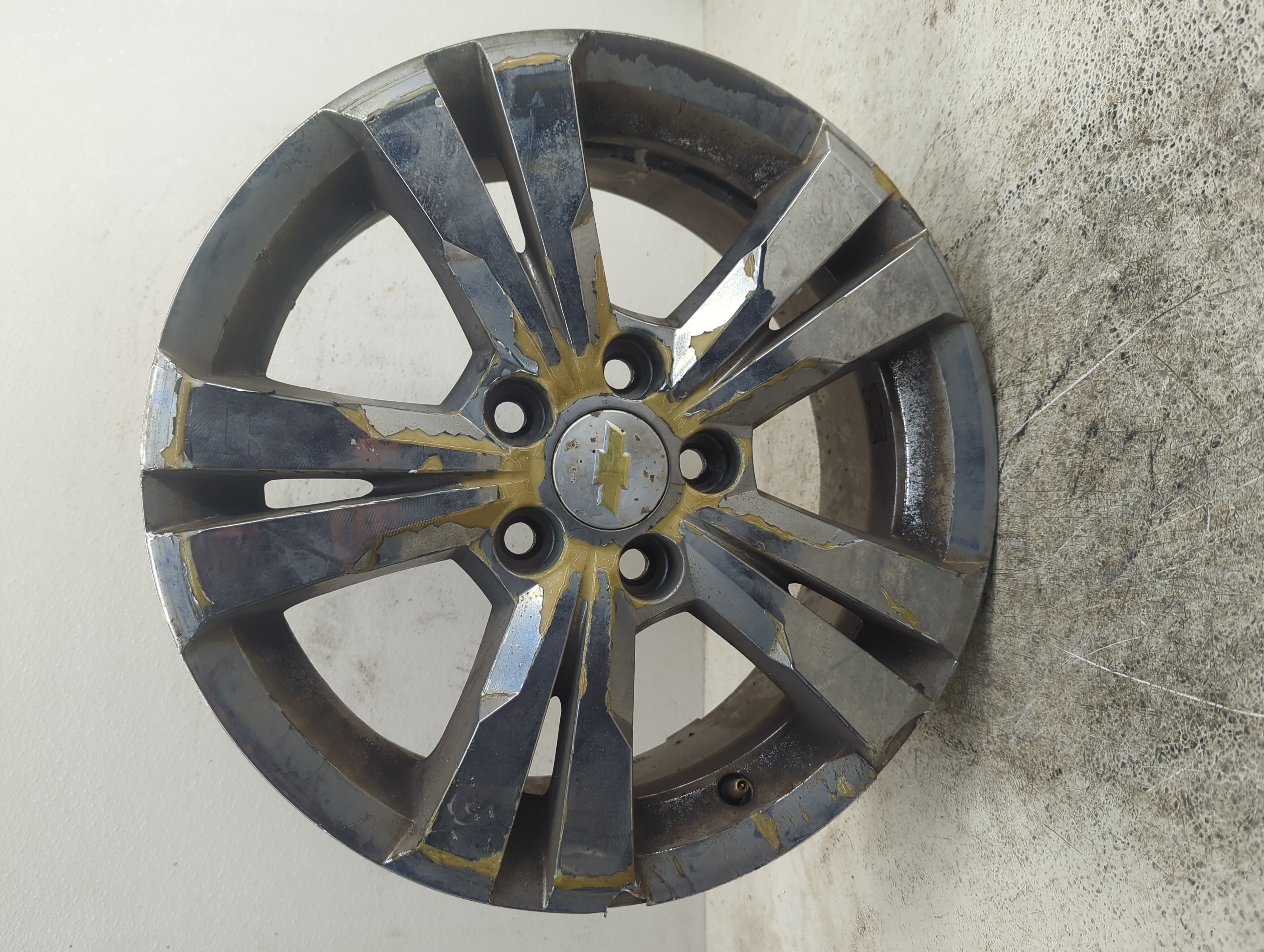 2010-2017 Chevrolet Equinox Oem Wheel Rim 1148886 - Oemusedautoparts1.com