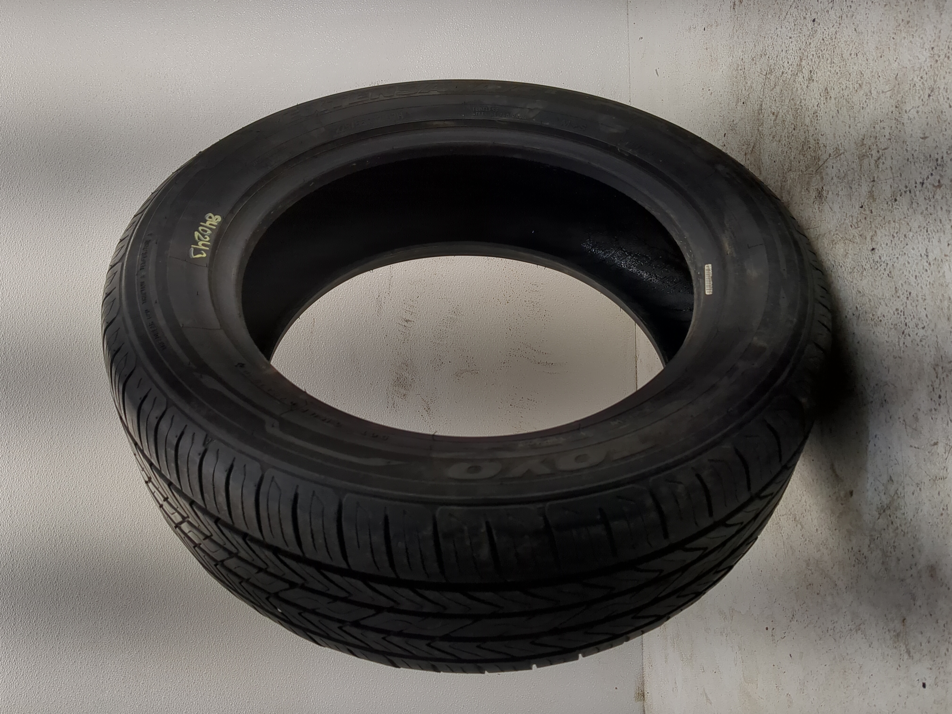 Used Tire 225/55R17 TOYO EXTENSA A/S 97H - Tread Depth 8.5/32 - Oemusedautoparts1.com