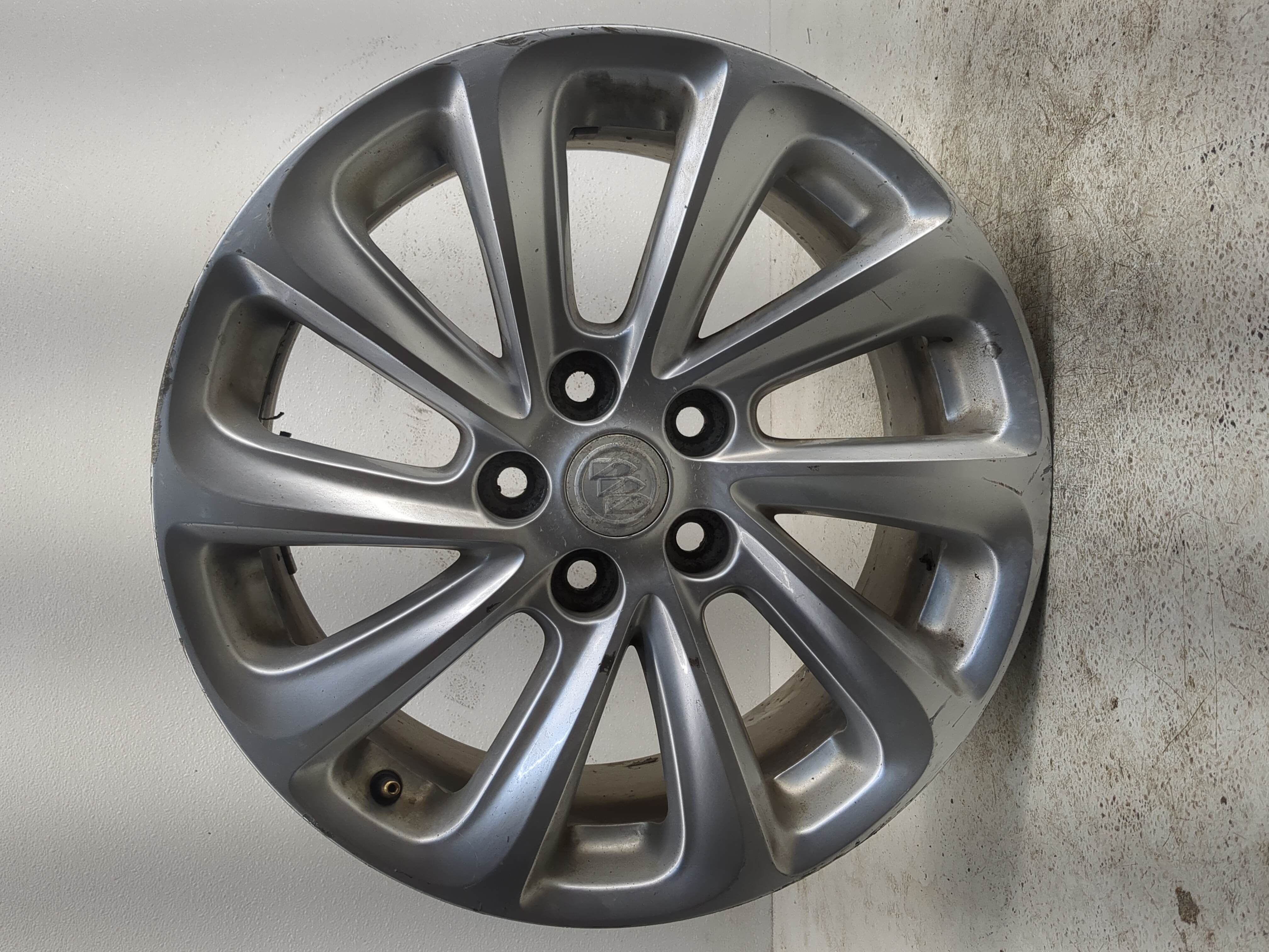 2014-2016 Buick Lacrosse Oem Wheel Rim 1151915 - Oemusedautoparts1.com