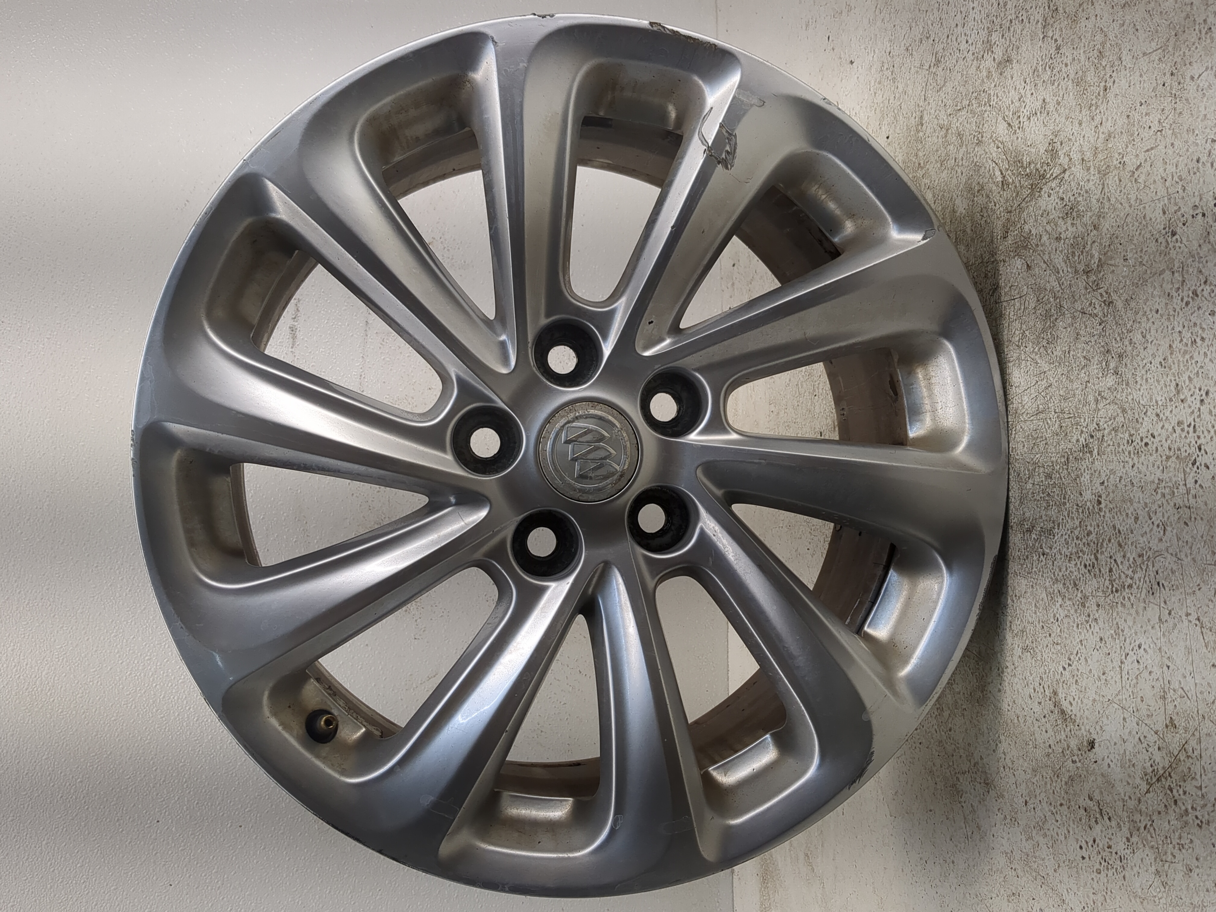 2014-2016 Buick Lacrosse Oem Wheel Rim 1152106 - Oemusedautoparts1.com