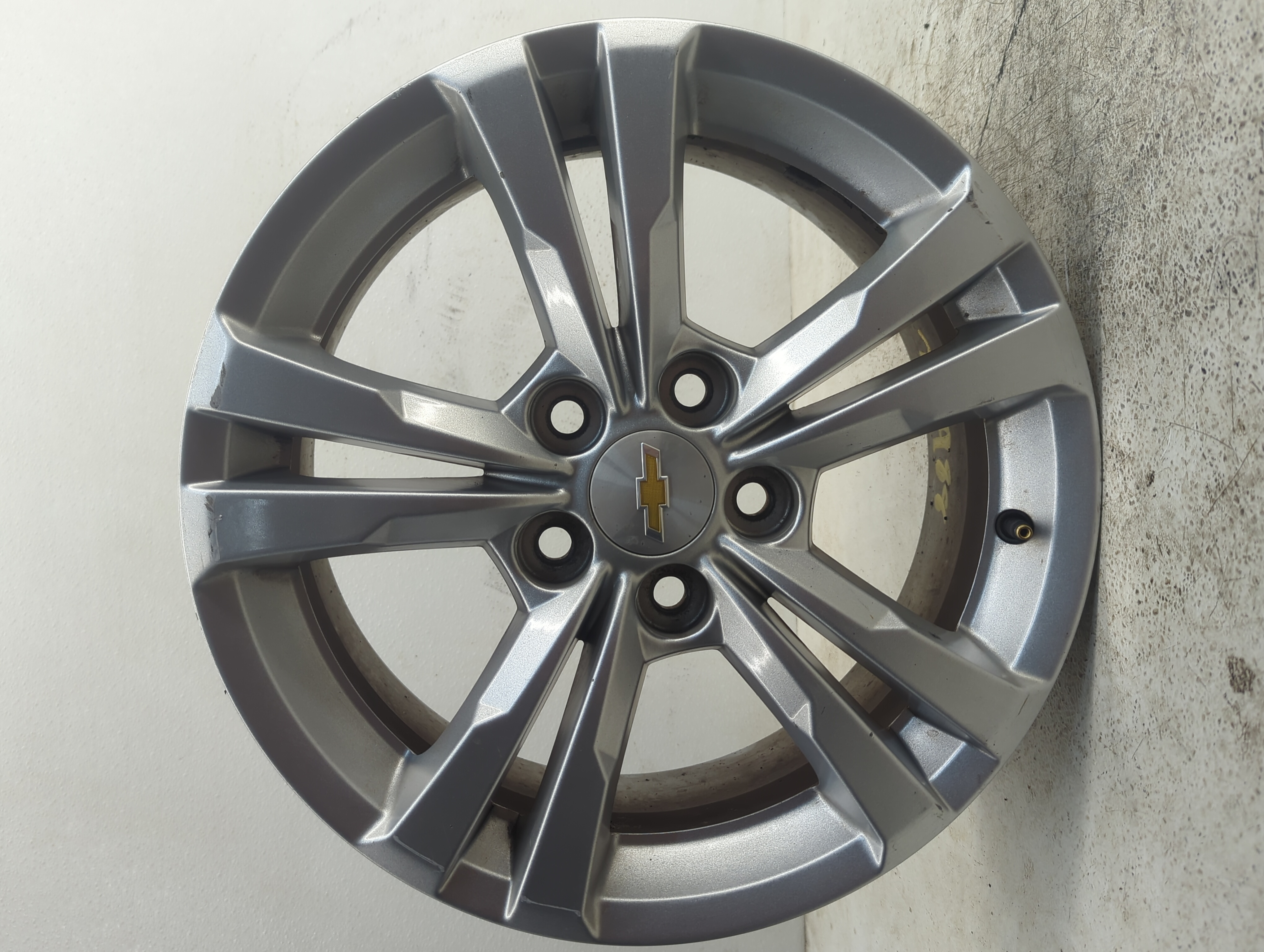 2010-2017 Chevrolet Equinox Oem Wheel Rim 1154185 - Oemusedautoparts1.com