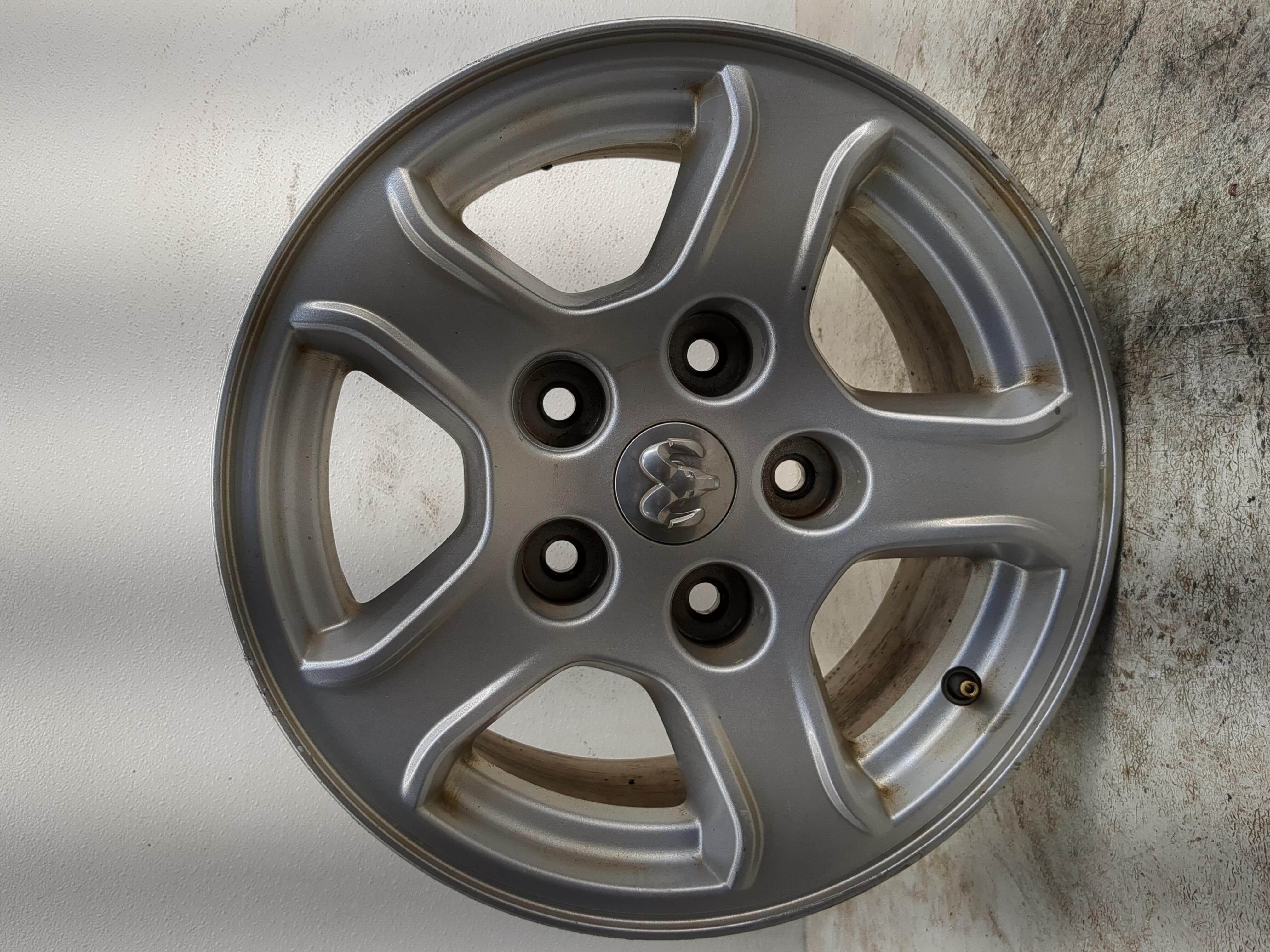 2005-2007 Dodge Dakota Oem Wheel Rim 1157233 - Oemusedautoparts1.com