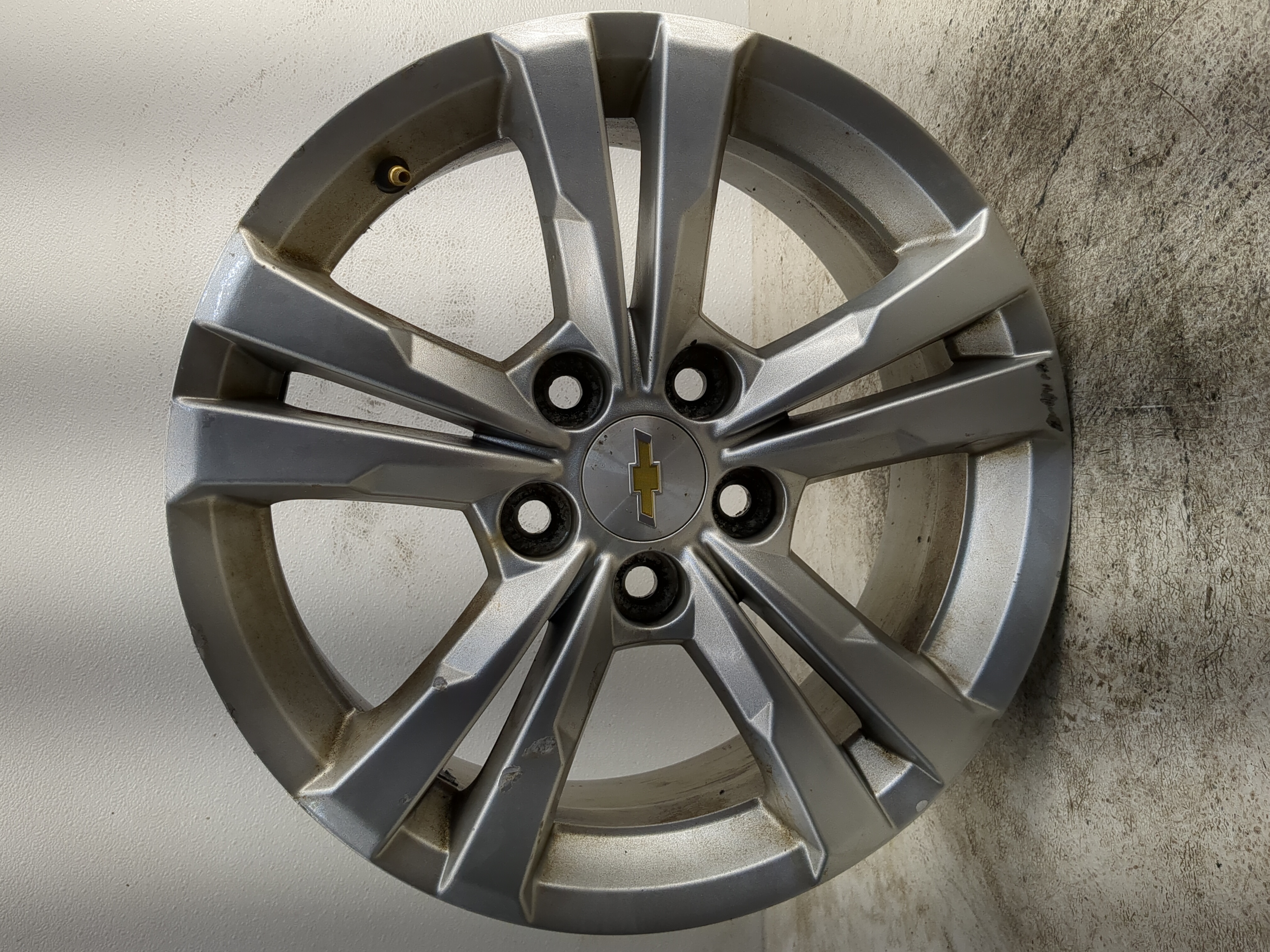 2010-2017 Chevrolet Equinox Oem Wheel Rim 1159241 - Oemusedautoparts1.com