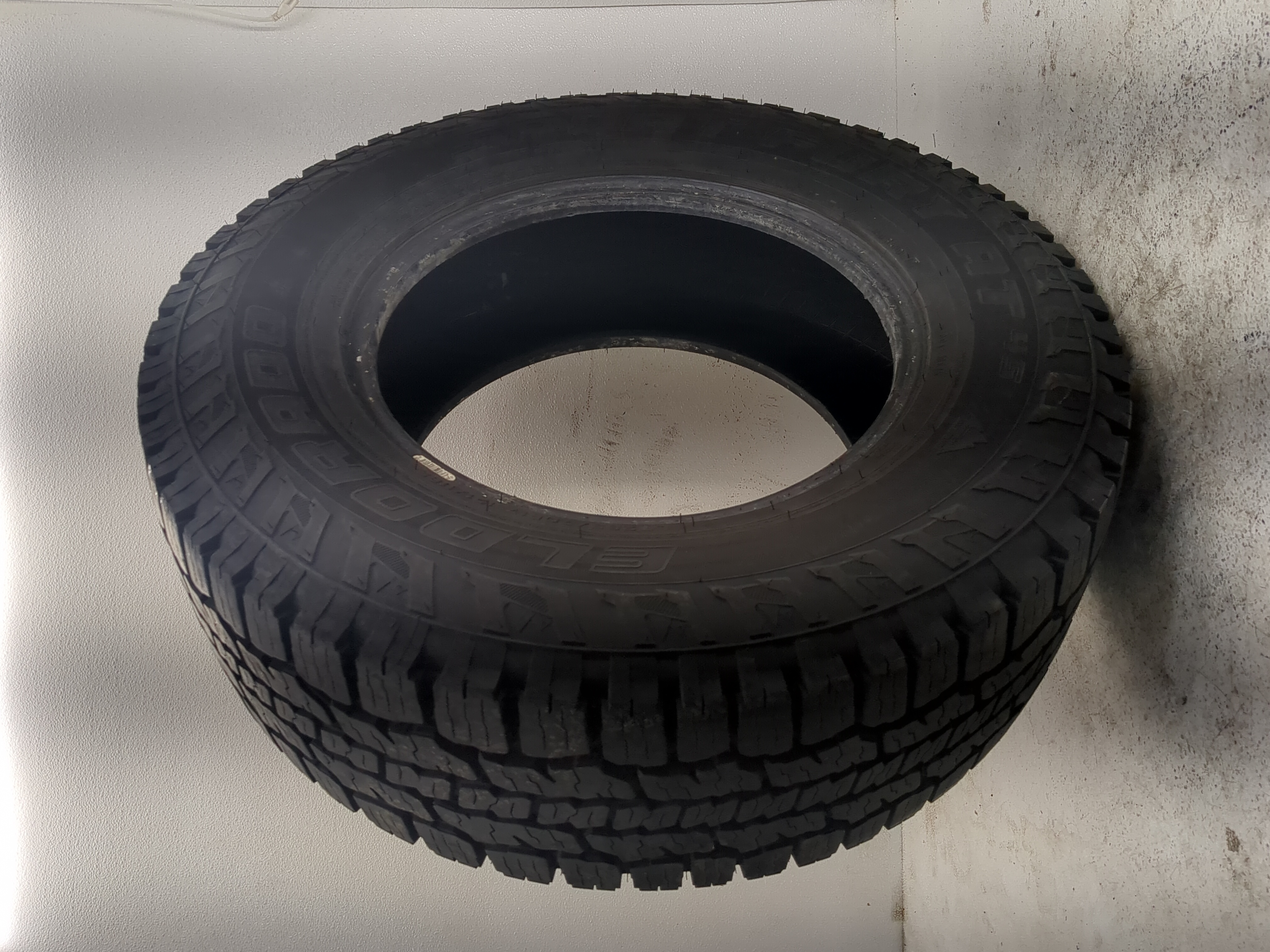 Used Tire LT265/70R17 ELDORADO SPORT FURY AT 45 121/118S - Tread Depth 14/32 - Oemusedautoparts1.com