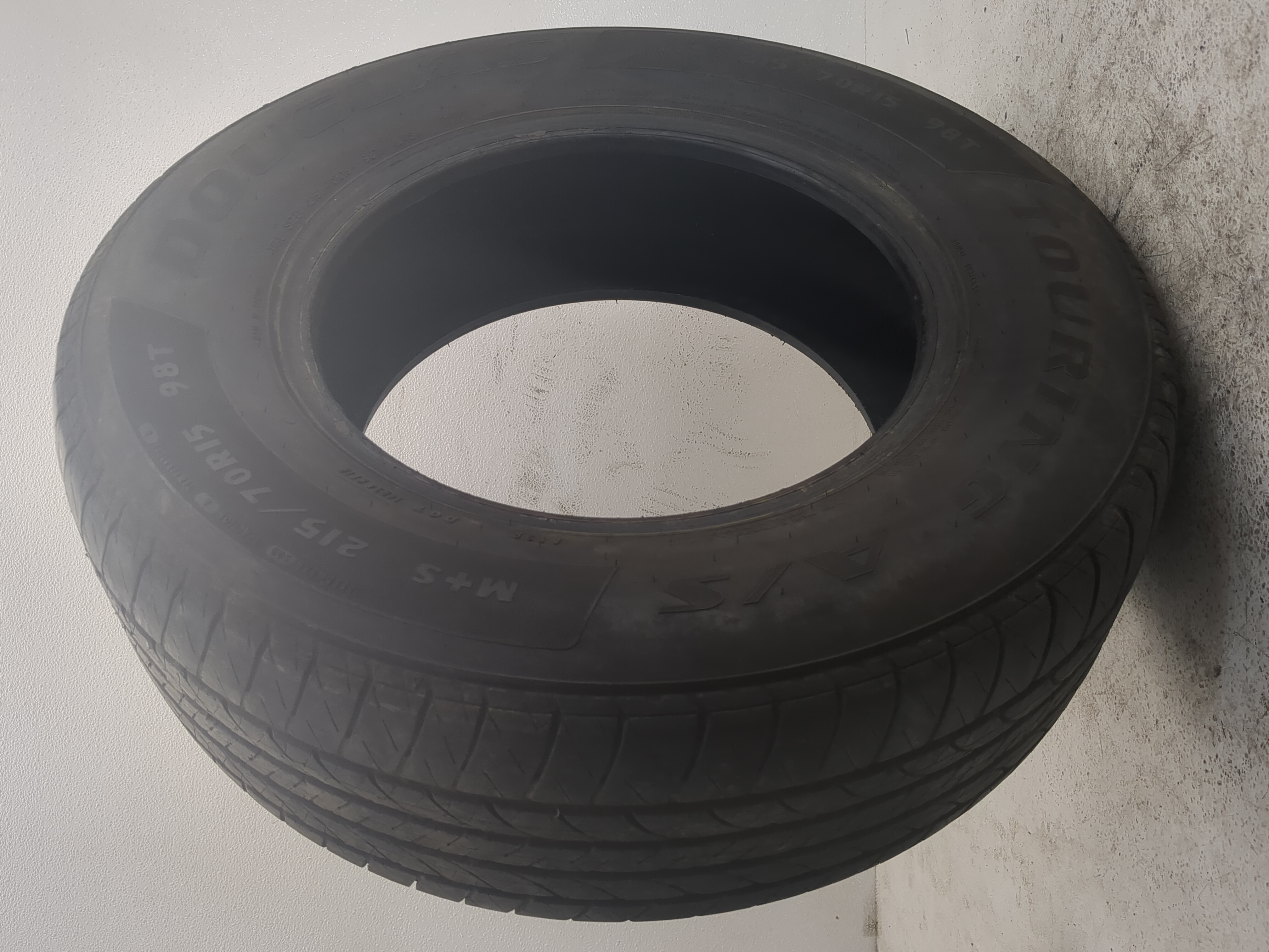 Used Tire 215/70R15 DOUGLAS TOURING A/S 98T - Tread Depth 7/32 - Oemusedautoparts1.com