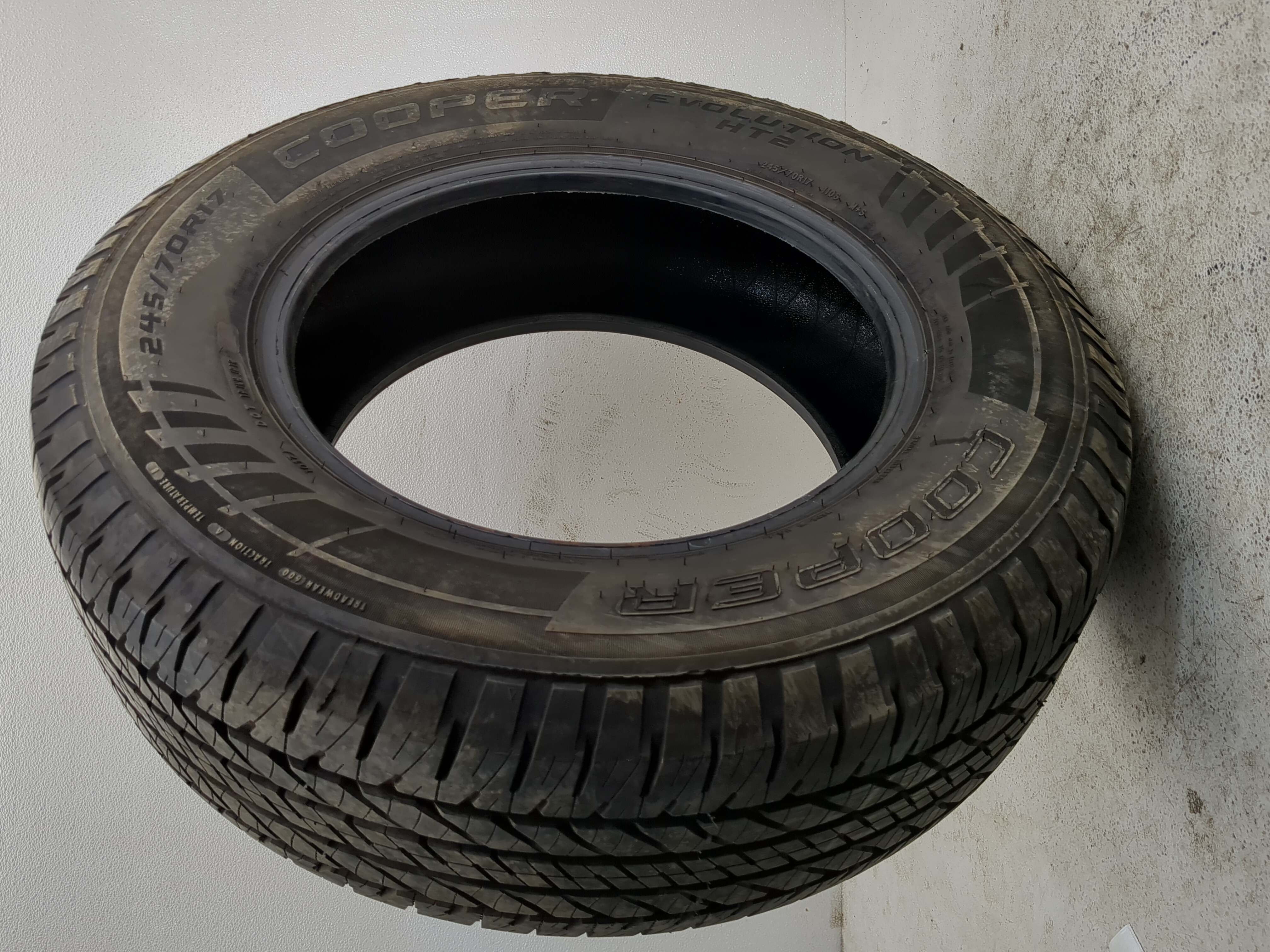 Used Tire 245/70R17 COOPER EVOLUTION HT2 110S - Tread Depth 12/32 - Oemusedautoparts1.com
