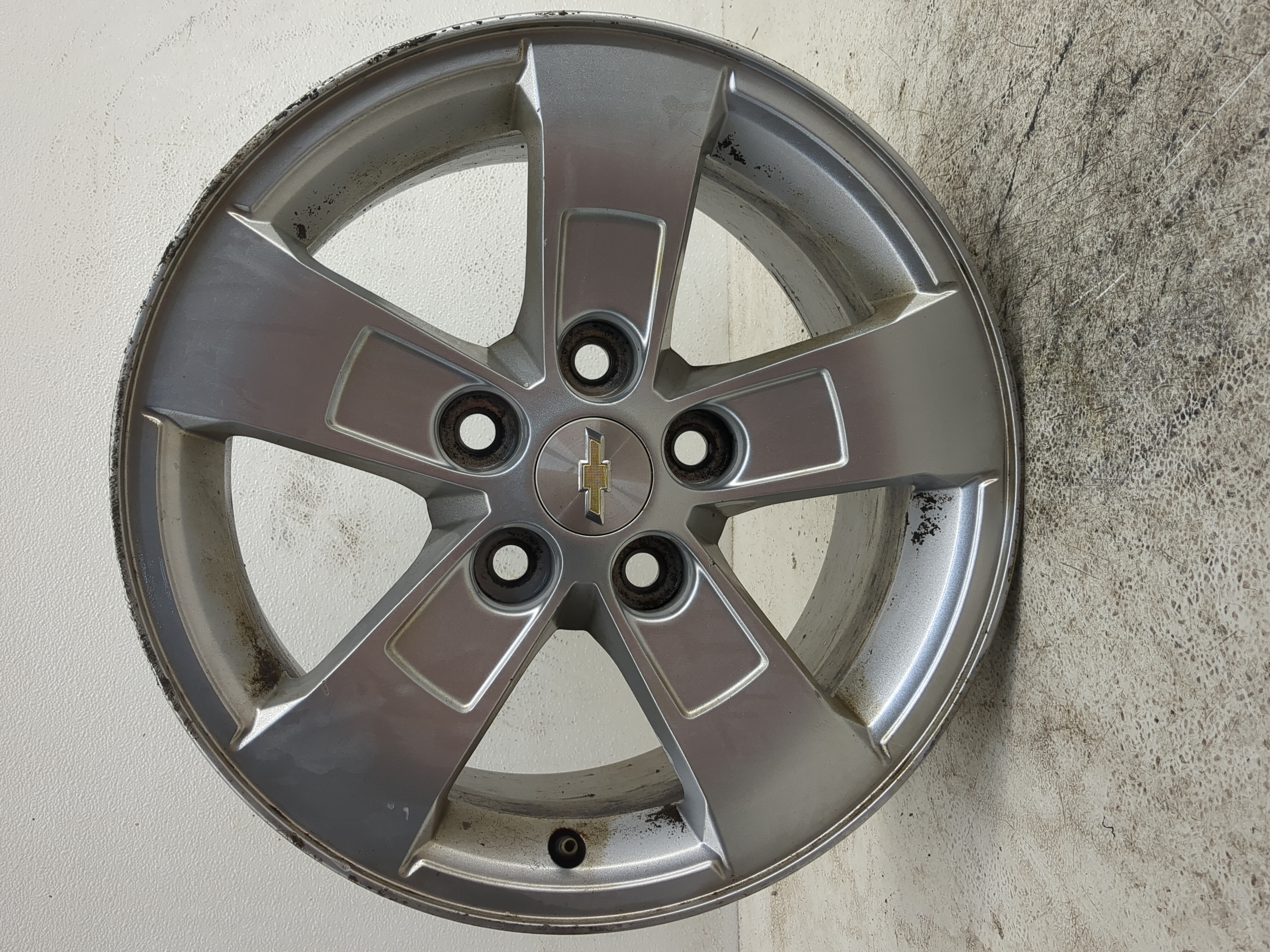 2013-2016 Chevrolet Malibu Oem Wheel Rim 1159506 - Oemusedautoparts1.com